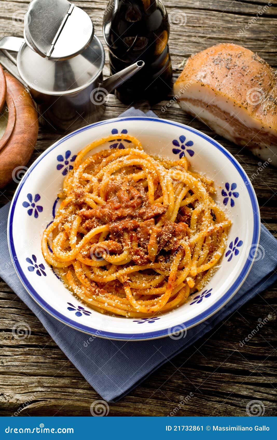 Italian pasta amatriciana stock image. Image of traditional 21732861