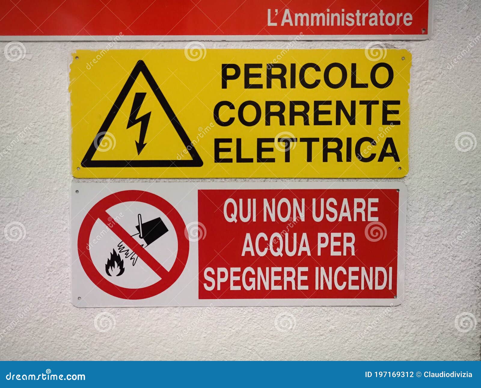 italian safety signs, danger electric shock and do not use water