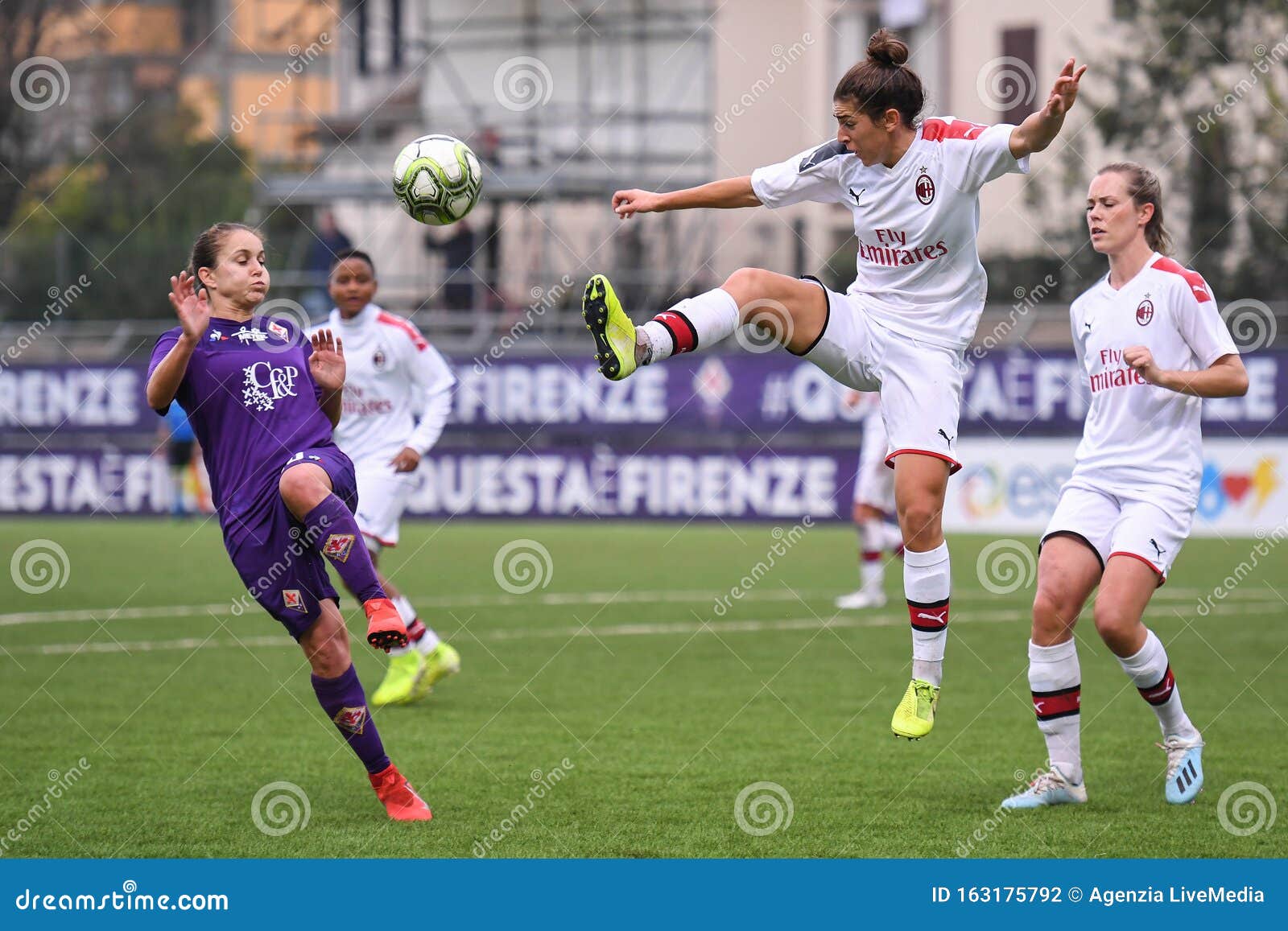 Valentina Bergamaschi (AC Milan) during AC Milan vs ACF Fiorentina femminile,  Italian football Serie A Wome - Photo .LiveMedia/Francesco Scaccianoce  Stock Photo - Alamy