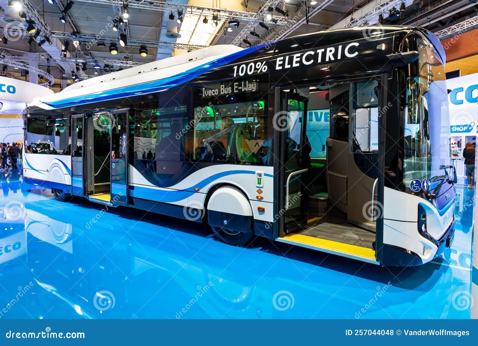Iveco Bus City E-way Electric Public Transport Presented at the 