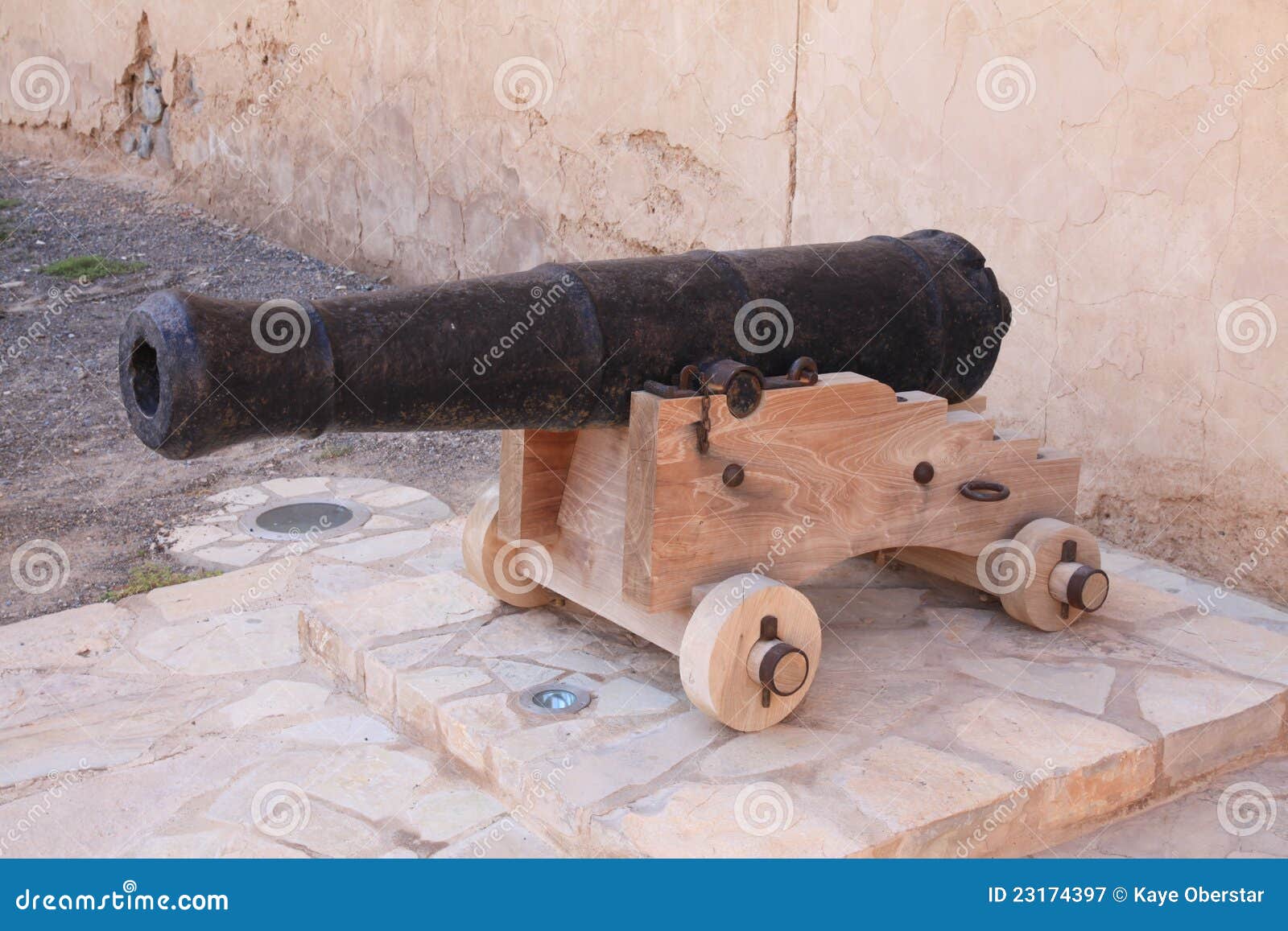 jabreen castle in oman canon