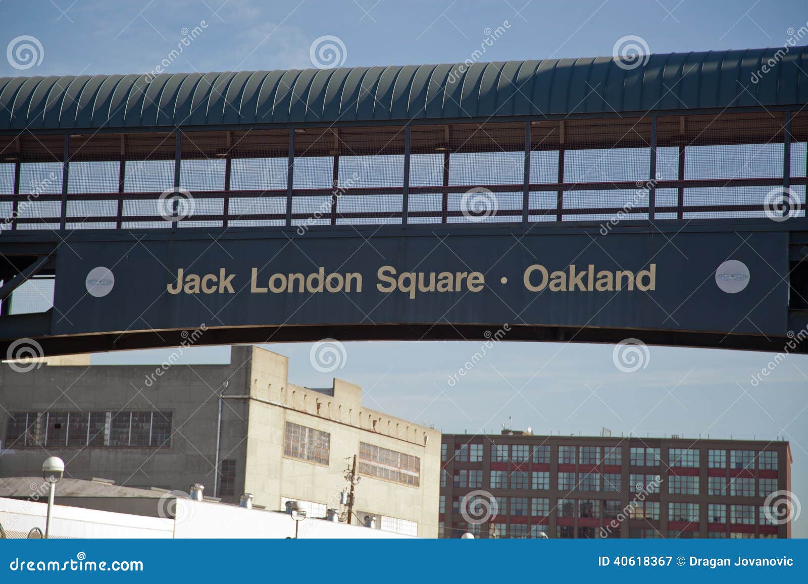 Jack London Square Oakland image stock. Image du scène 40618367