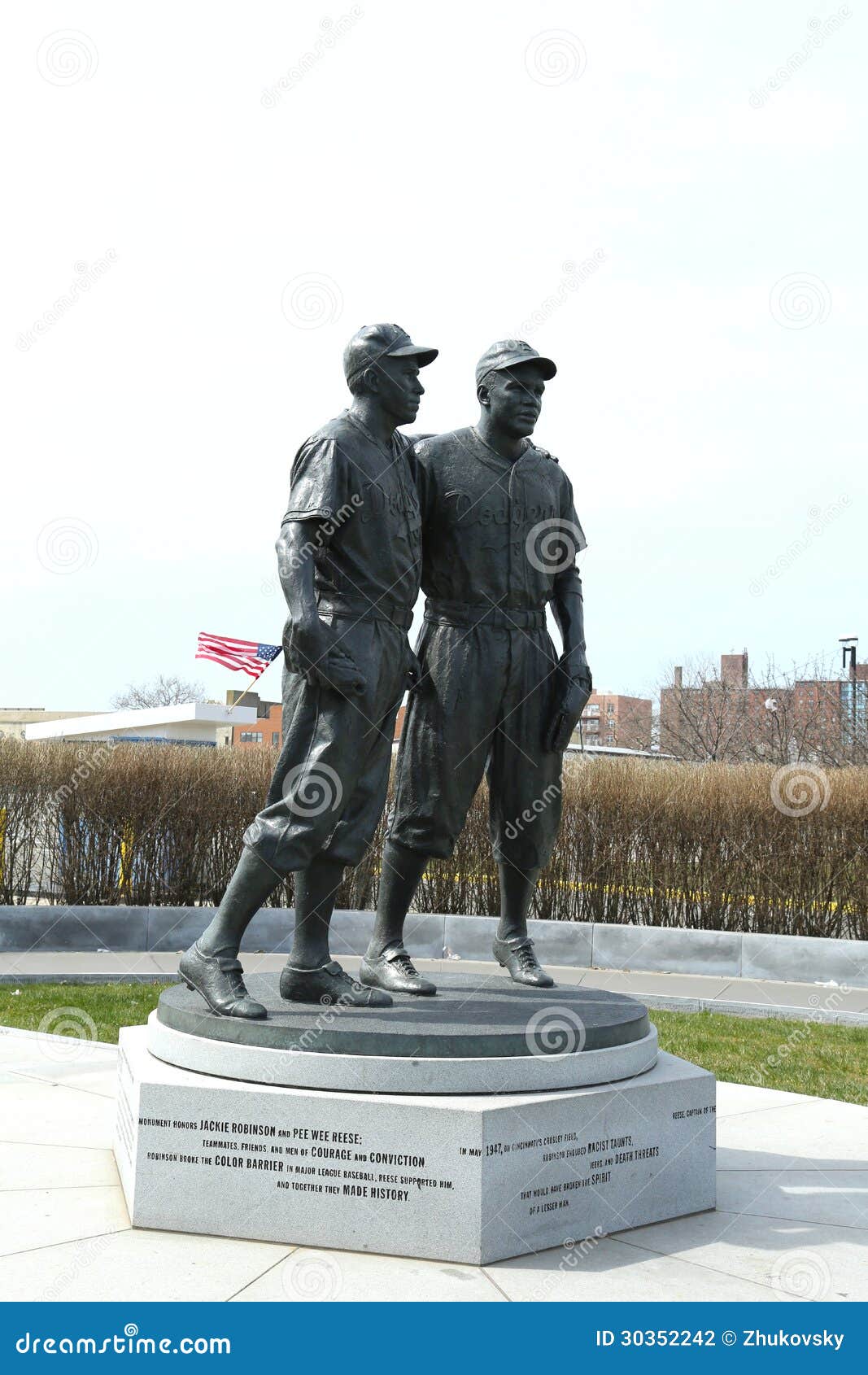 Jackie Robinson and Pee Wee Reese - TALKING STATUES