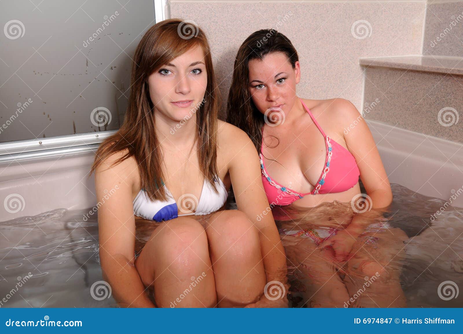 Teens In Tub 114