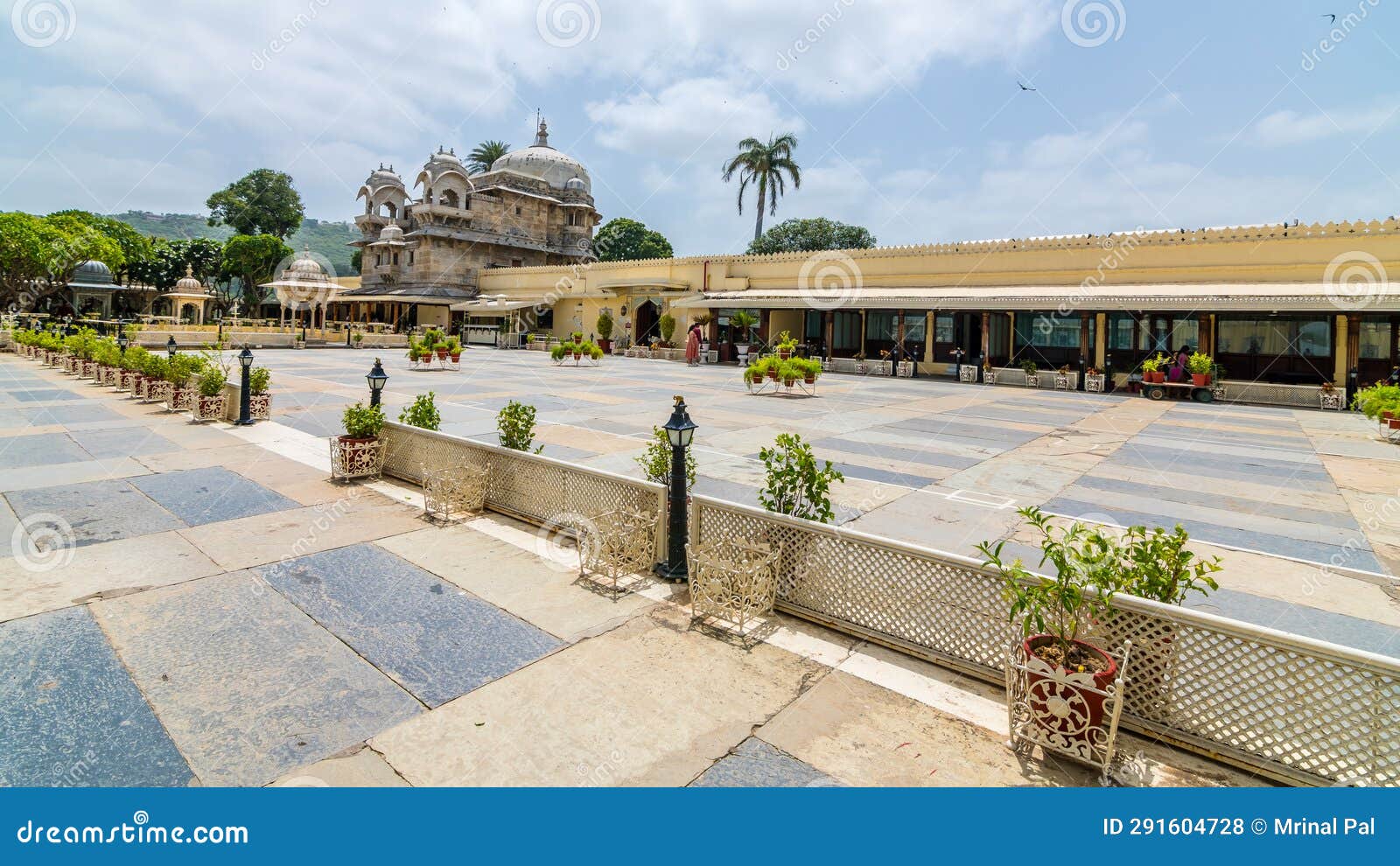 jag mandir palace, lake garden palace, jagmandir island palace, udaipur, rajasthan