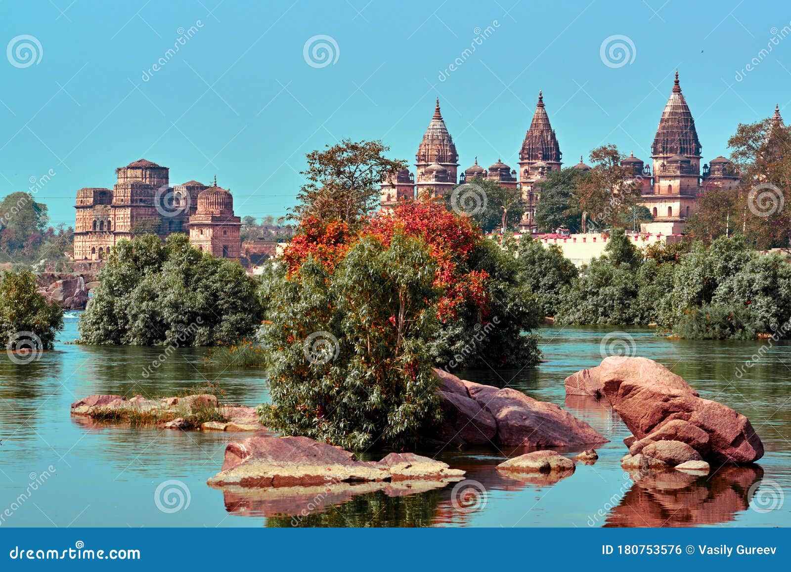 jahangir mahal, citadel of jahangir, orchha palace, citadel. jahangir mahal is a citadel and garrison located in orchha