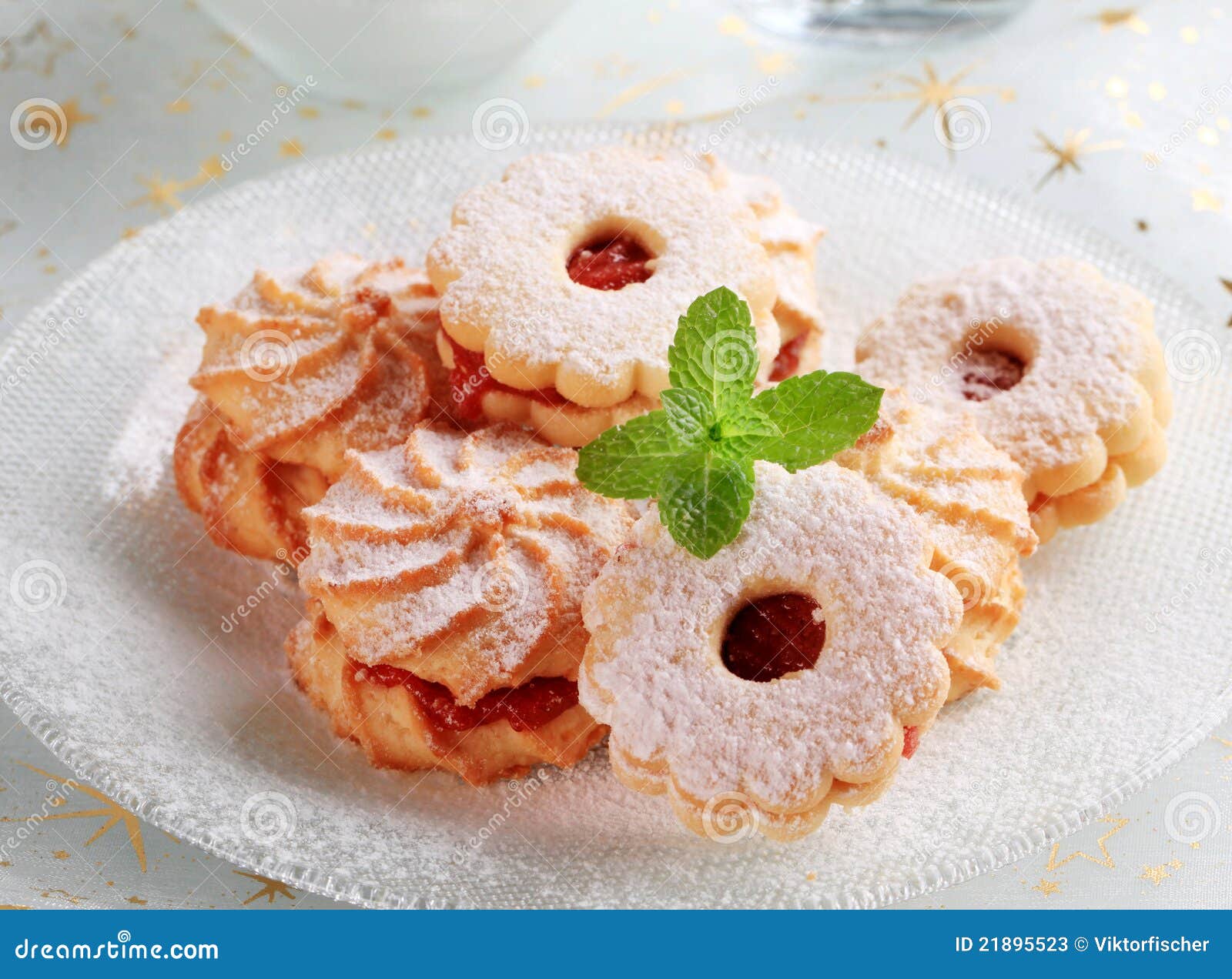 Jam sandwich cookies stock image. Image of jelly, breakfast 21895523