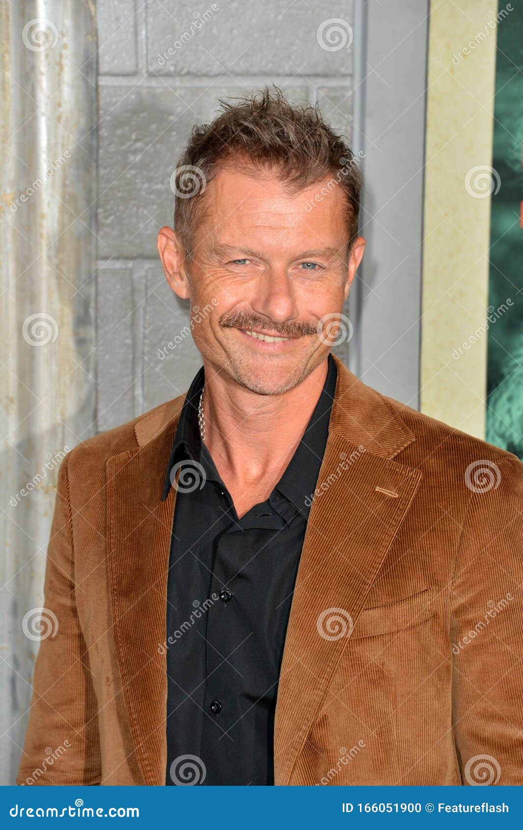 James Badge Dale editorial image. Image of popular ...