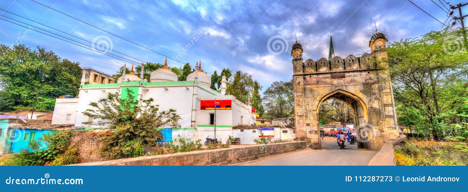 jamil baig masjid mosque mahmud darwaza gate aurangabad india jamil baig masjid mosque mahmud darwaza gate 112287273