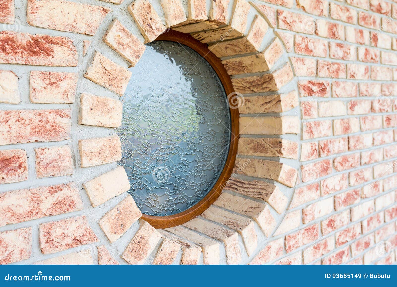 A Abertura Da Janela é Oblonga Foto de Stock - Imagem de tijolo