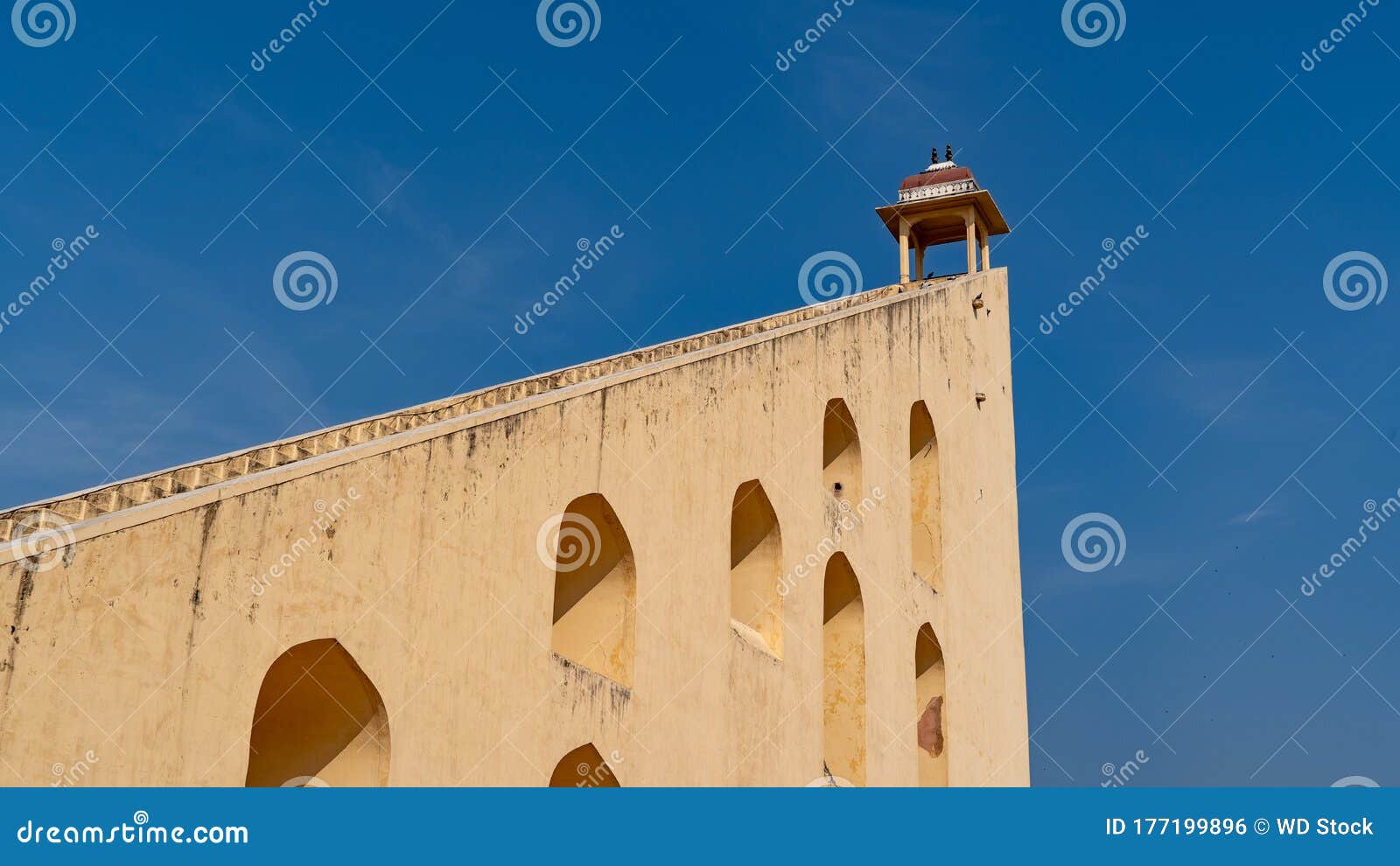 jantor mantor architectural astronomical instrumen, jaipur, india