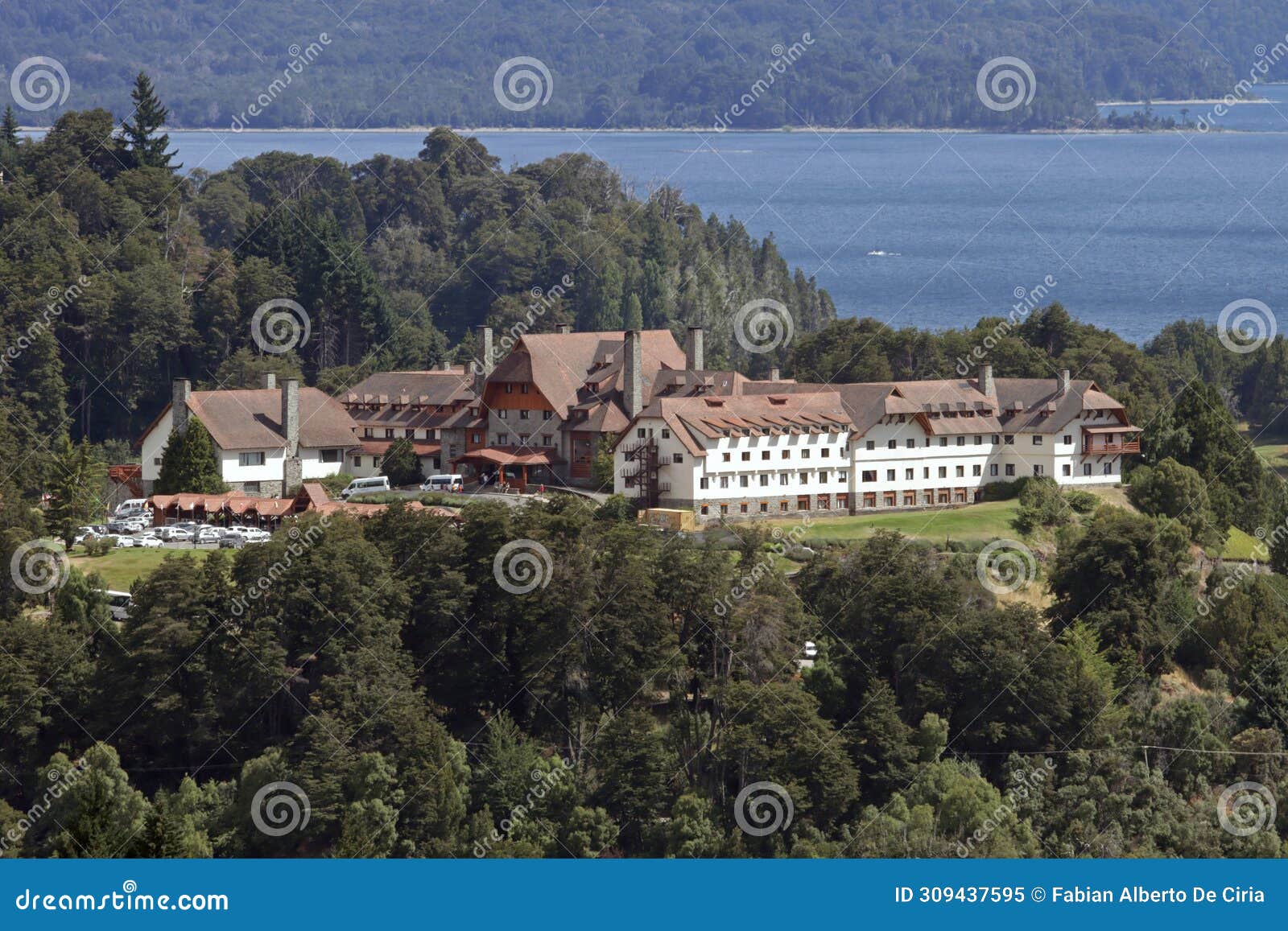 januar 26, 2024. panoramic view of the llao llao hotel from the circuito chico viewpoint. view of lake perito moreno.