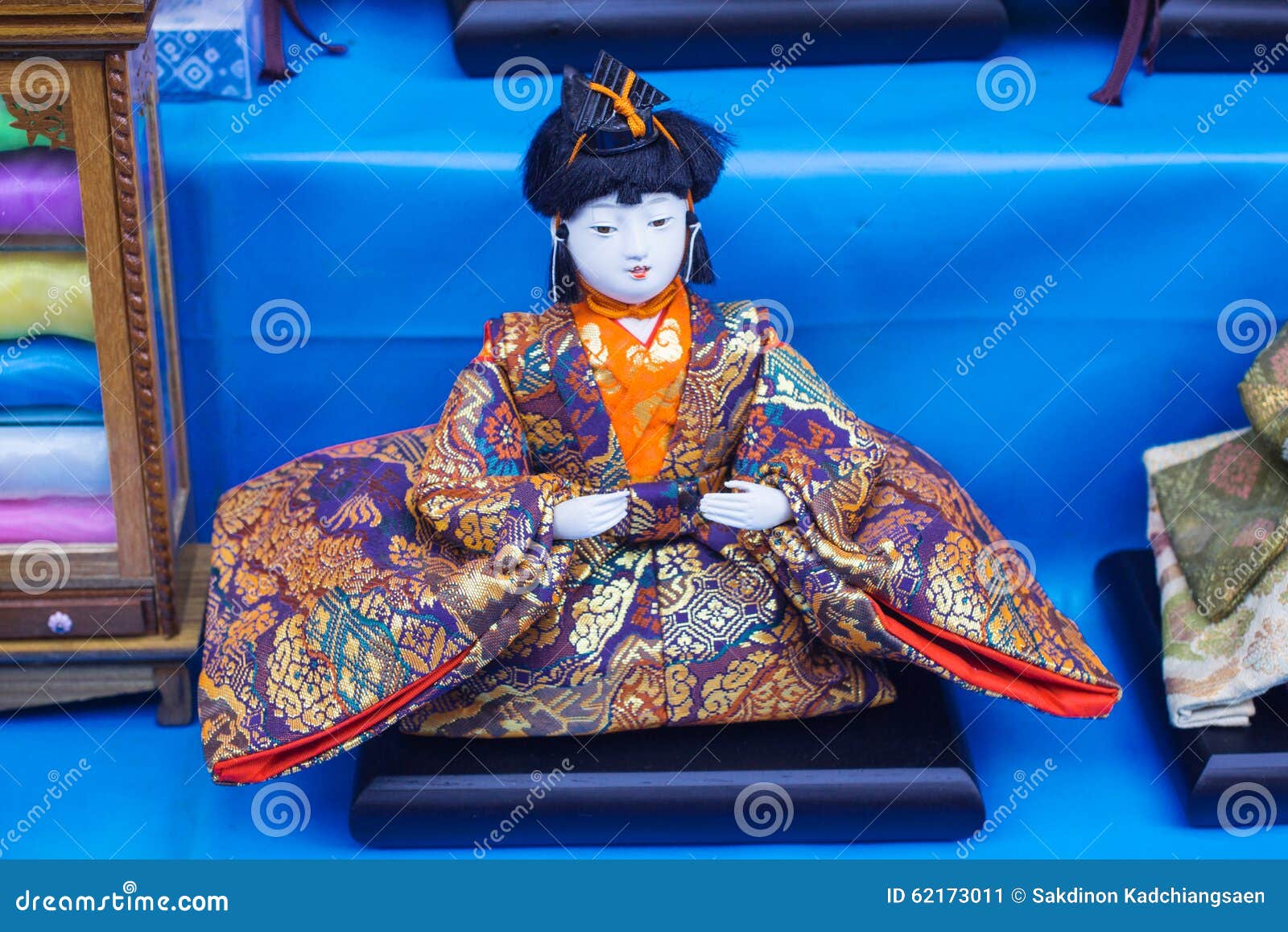 Japanese doll stock image. Image of market, makeup, ningyou 62173011