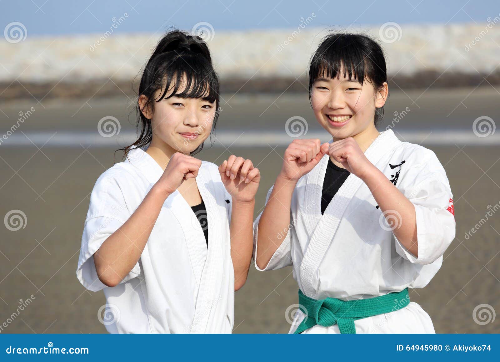 Japanese Beach Girls All Ages