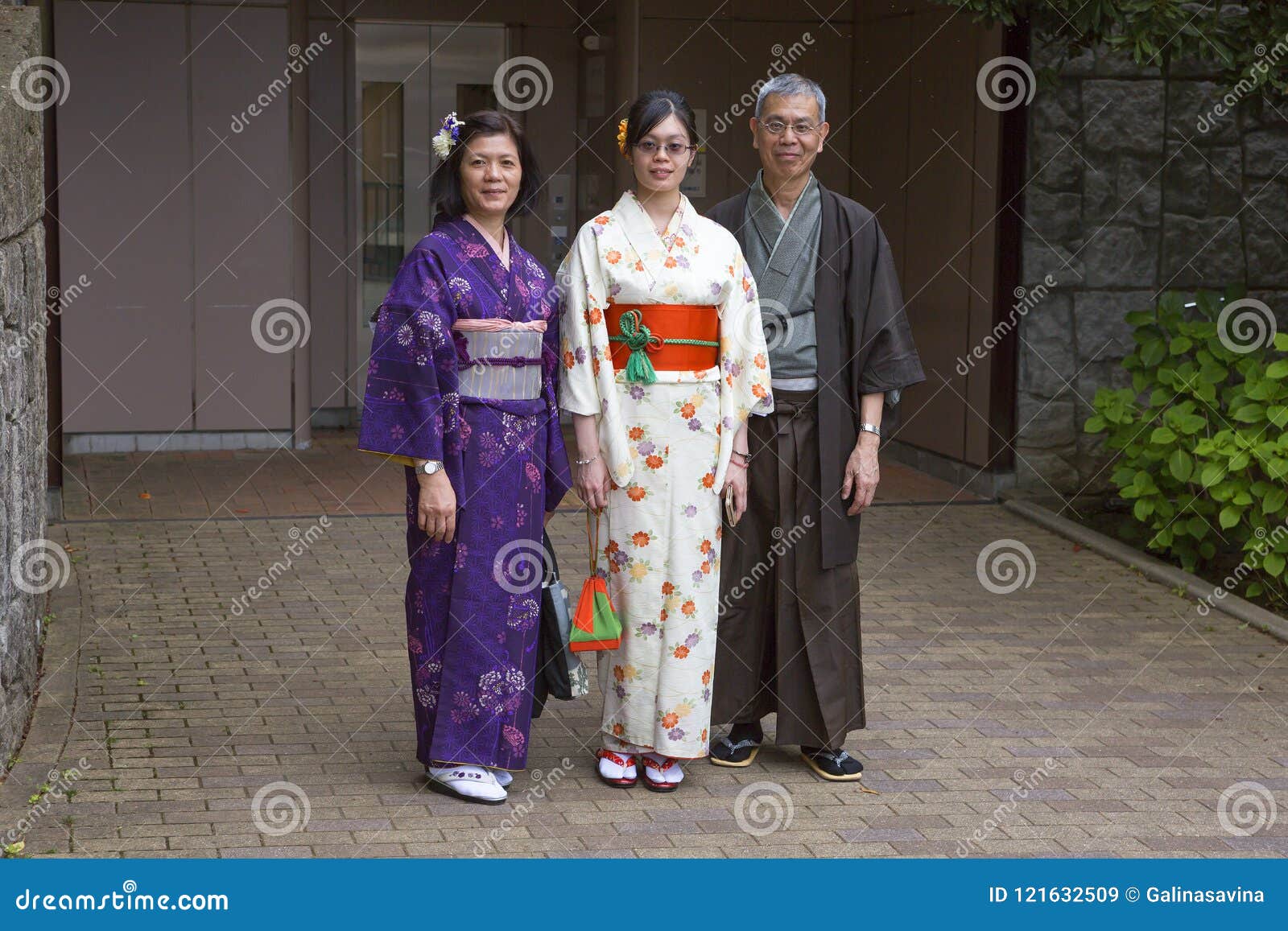 Japanese National Costume | estudioespositoymiguel.com.ar