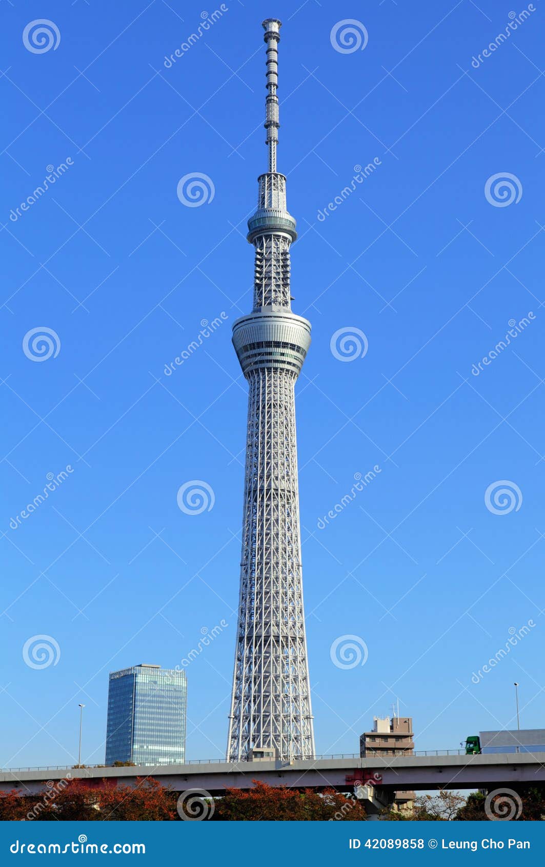 Japanese radio tower editorial stock photo. Image of blue 42089858