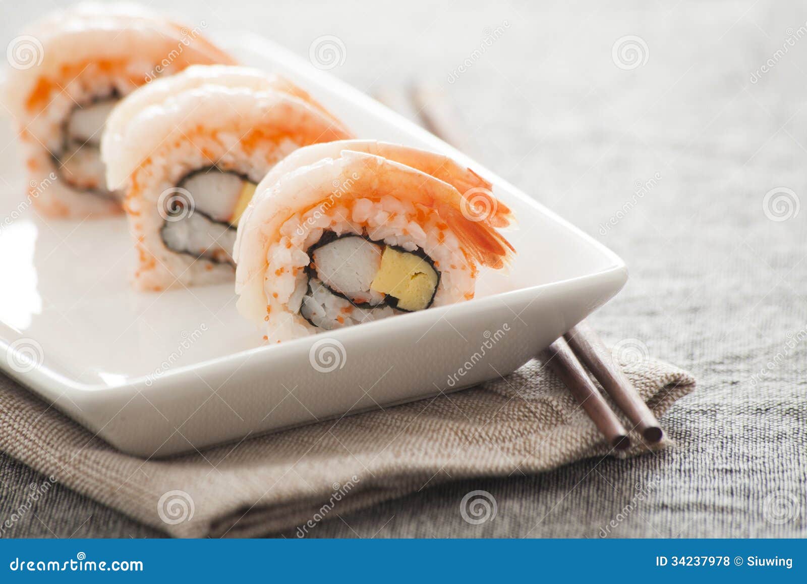Japanische Sushi - Süße Garnelen-Rolle Stockfoto - Bild von fische ...