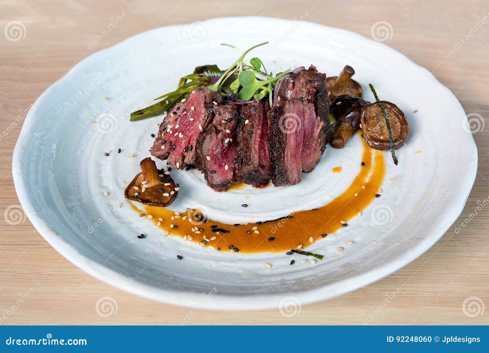 Japans Kobe Beef Steak Met PonzuSaus Stock Foto Image of maaltijd