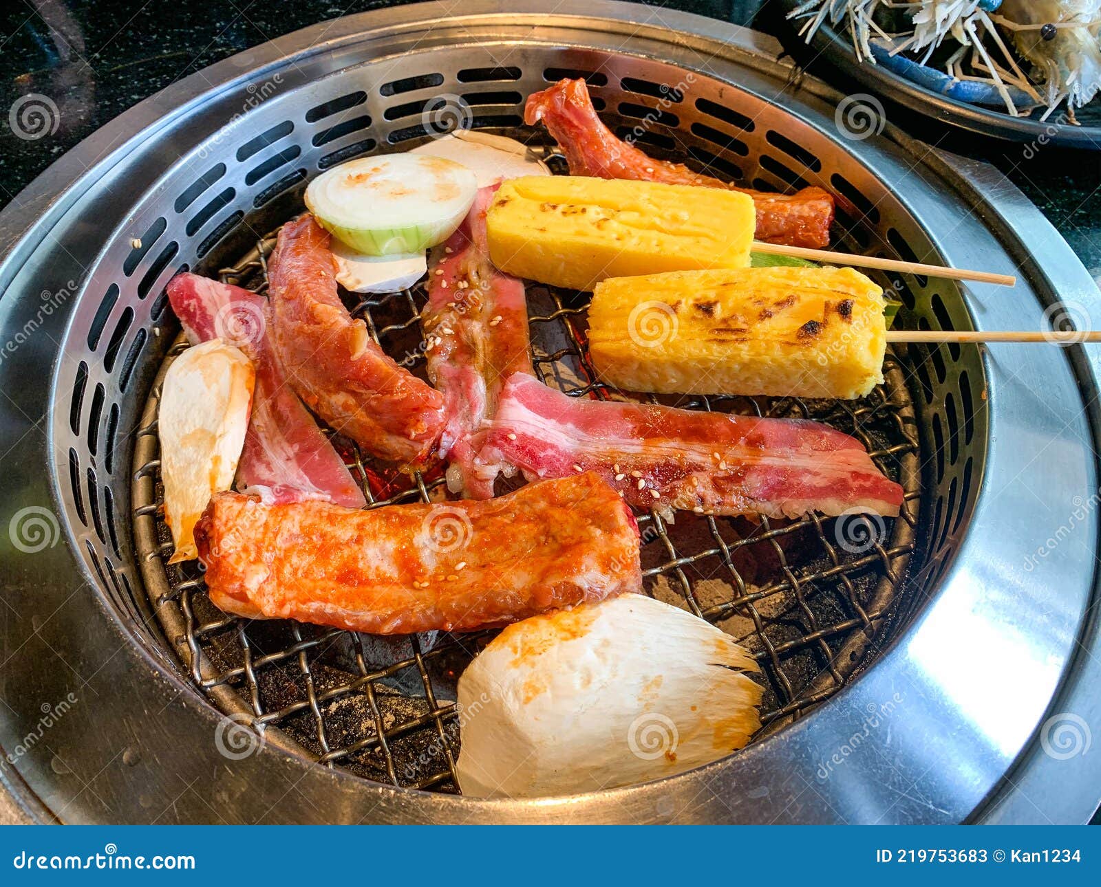 Japonais Boeuf Complet Yakinuku Grill Image stock Image du gourmet