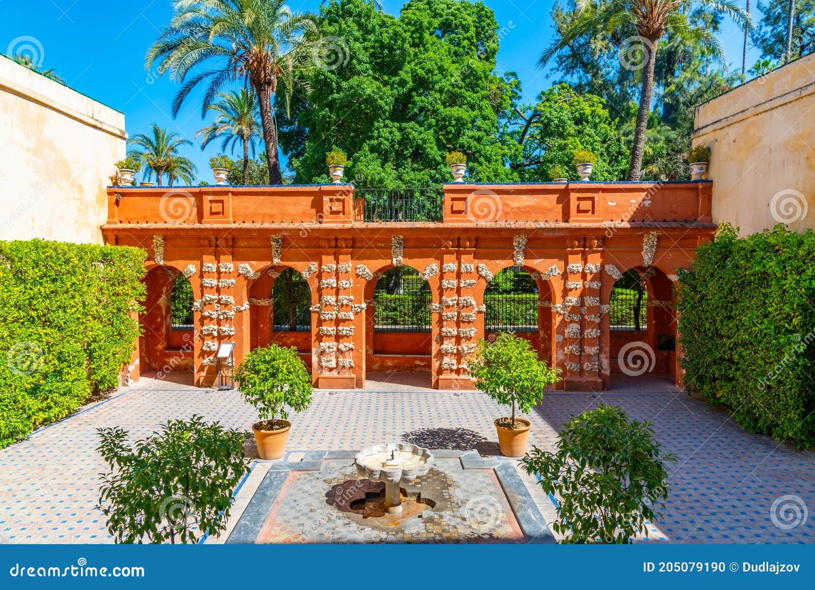 jardin de la danza at real alcazar de sevilla in spain