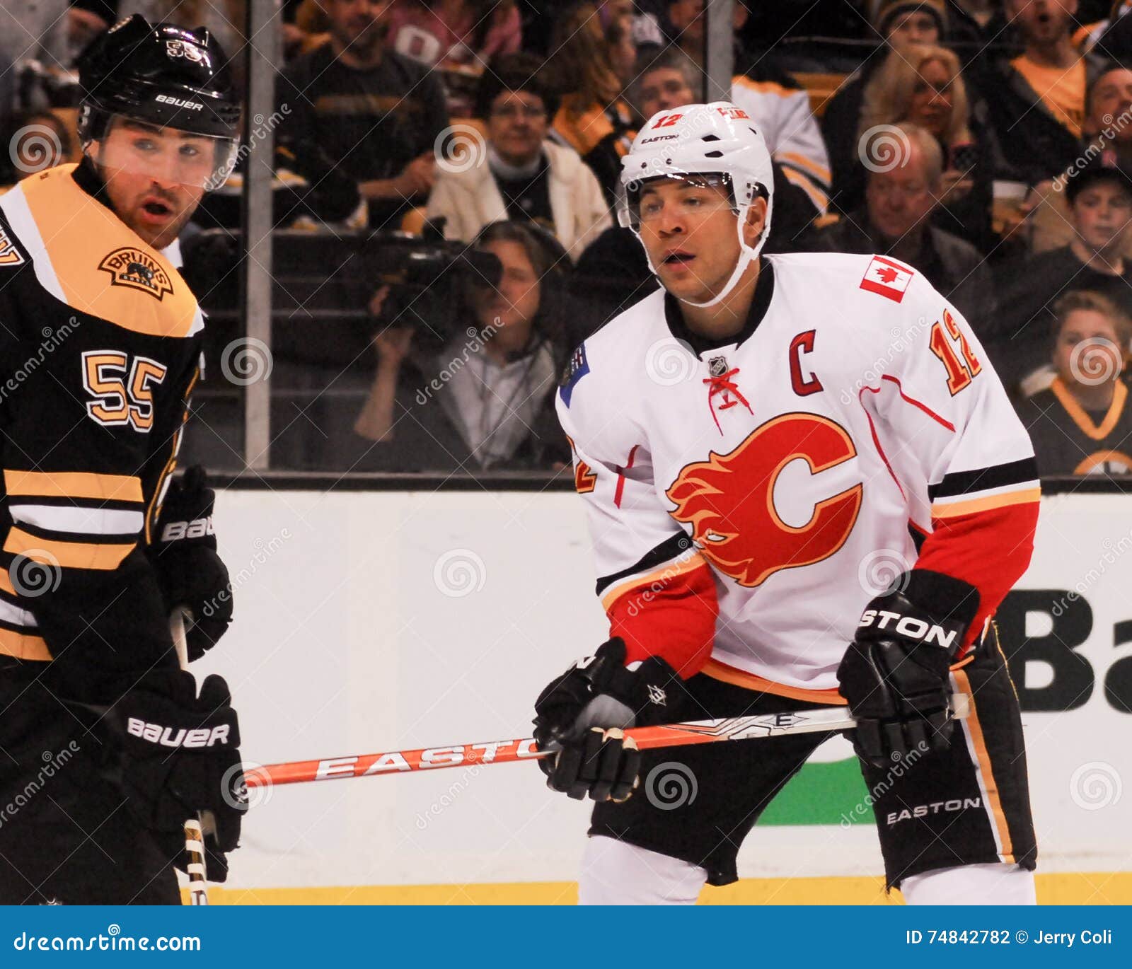 4,991 Jarome Iginla Flames Stock Photos, High-Res Pictures, and Images -  Getty Images