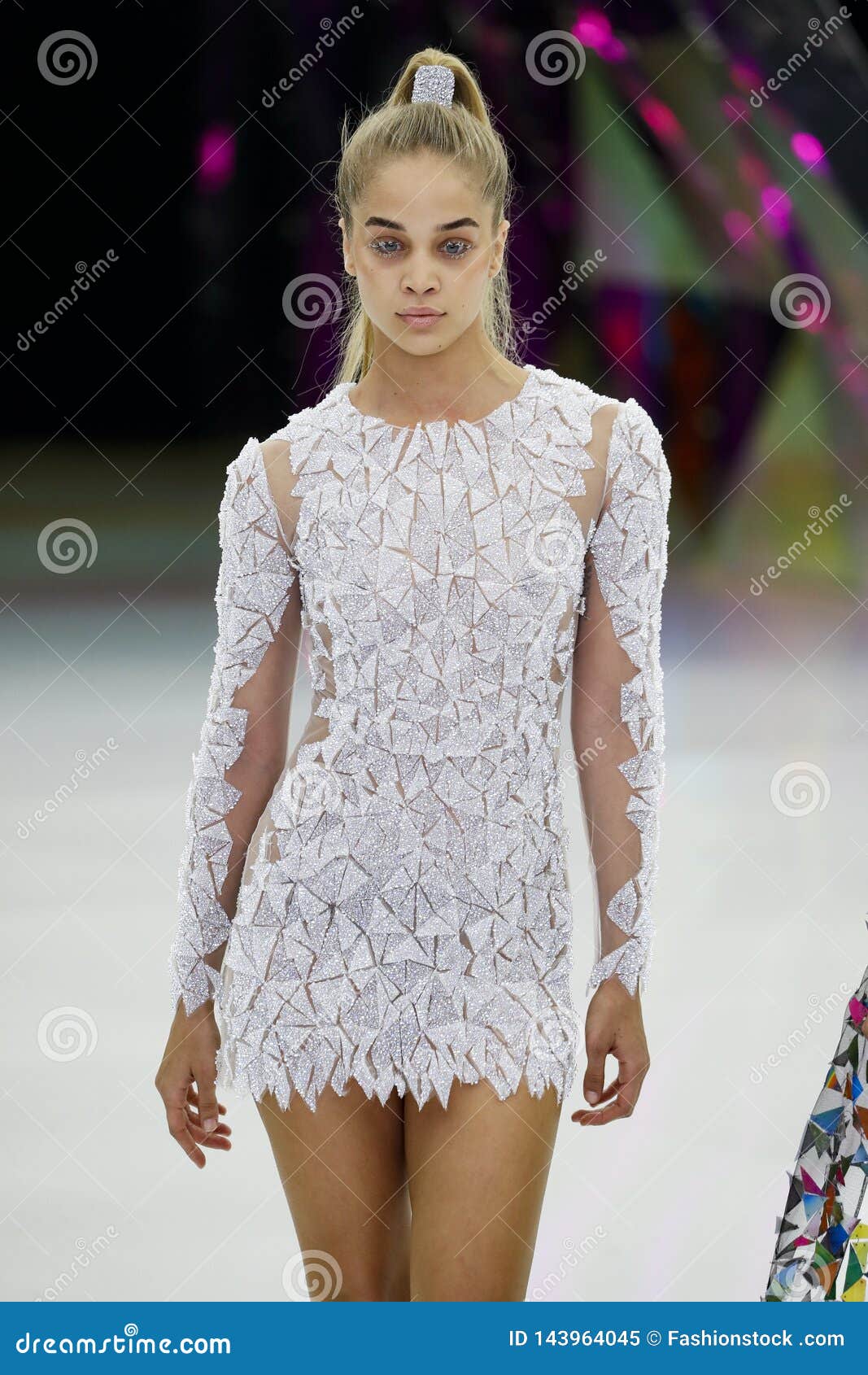 Jasmine Sanders Walks the Runway at the Byblos Show at Milan Fashion