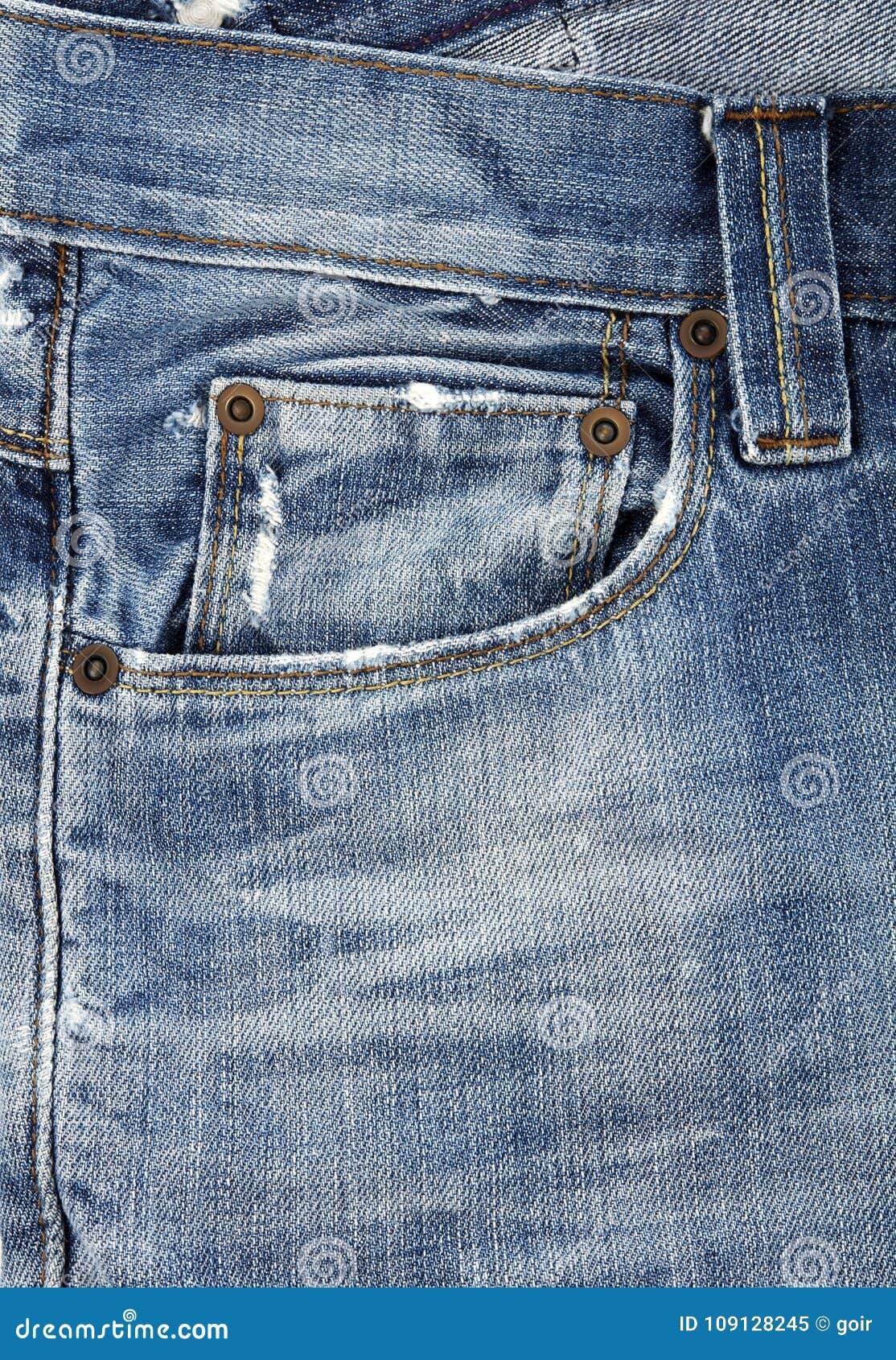 Jeans Front Pocket Stock Photos - Download 2,568 Royalty Free Photos