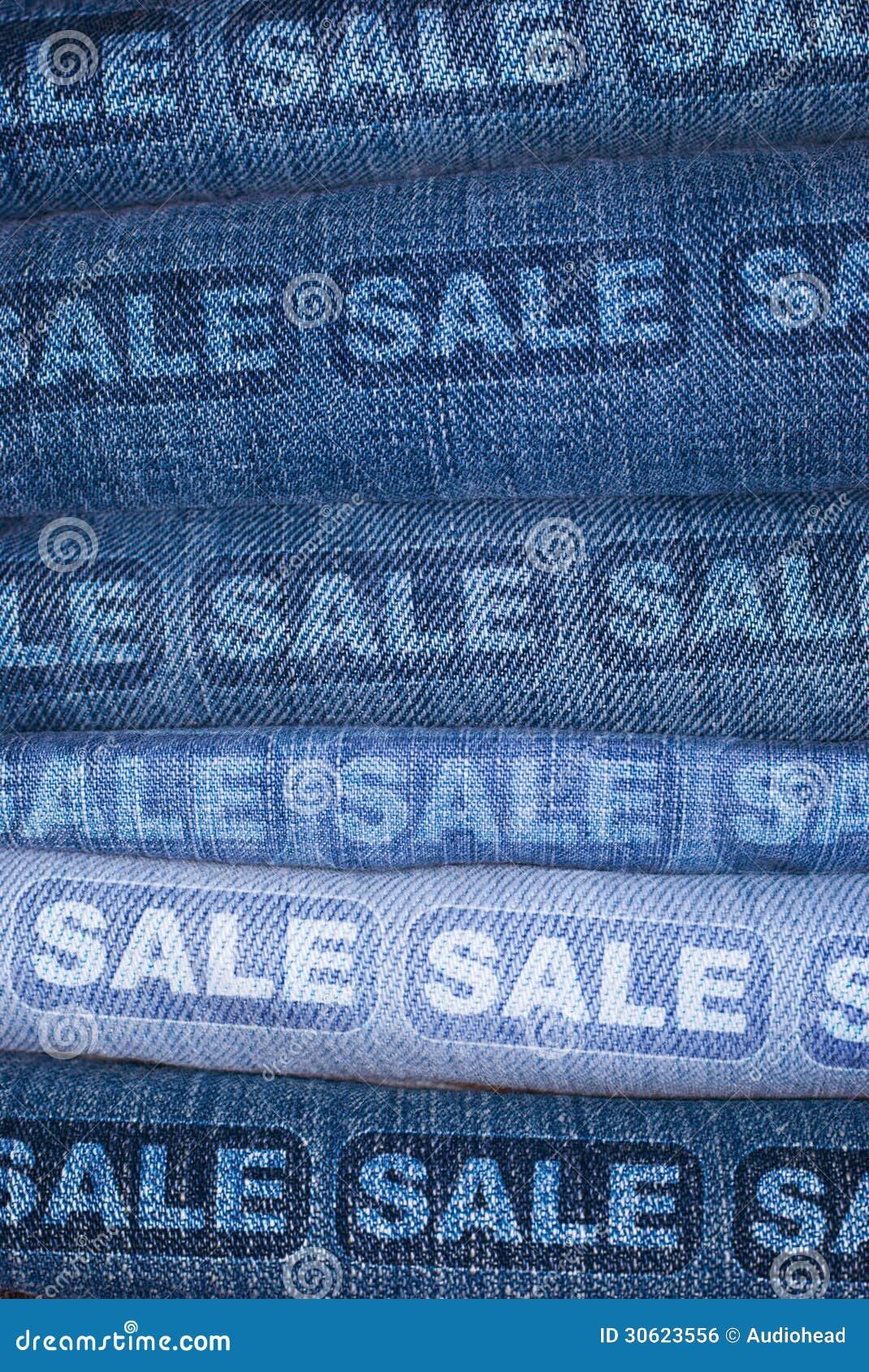 Volwassen Keel diepvries Jeans Sale stock photo. Image of price, pants, sign, clothing - 30623556