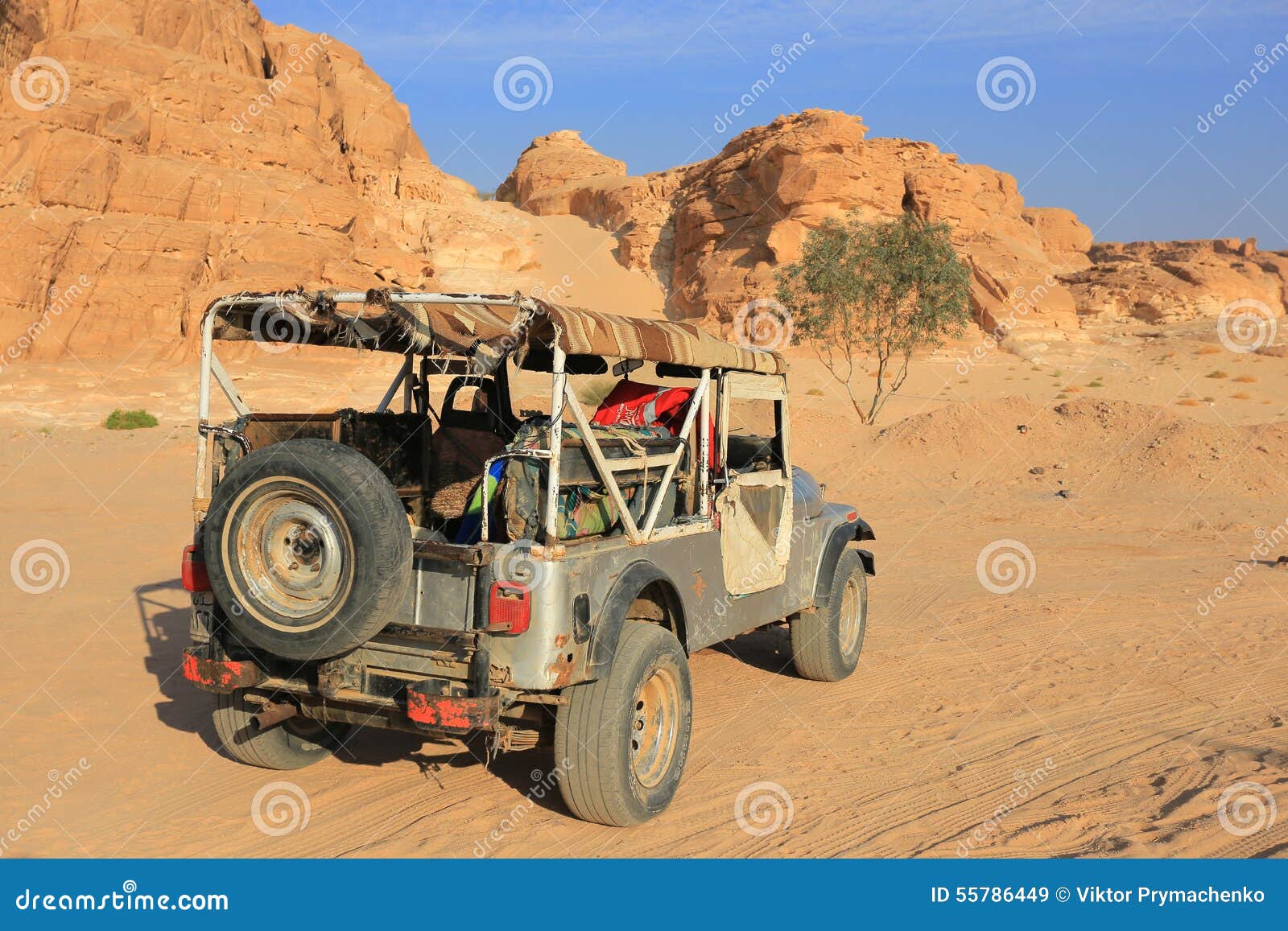 Offroad SUV Jeep in the Desert of Egypt Editorial Stock Image Image