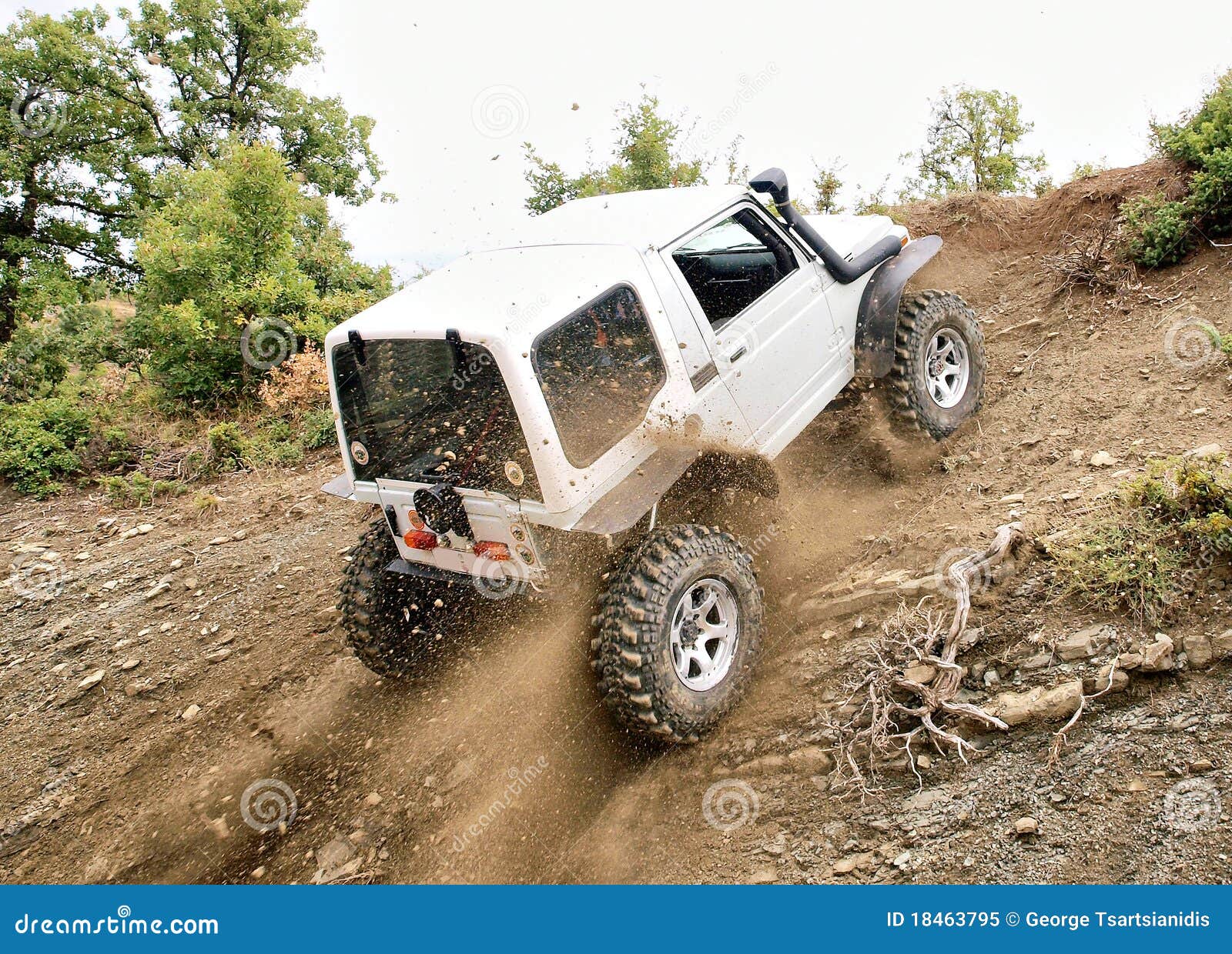 Jeep driving up the hill editorial image. Image of dirty - 184637951300 x 1024