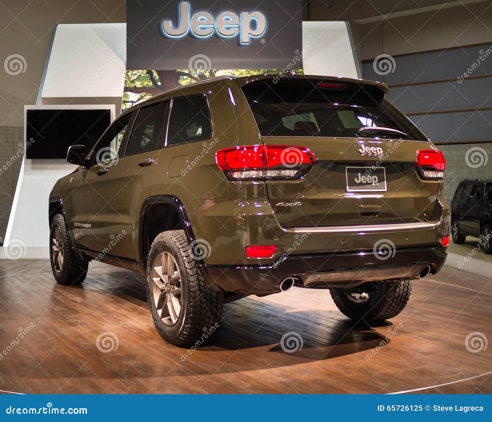 jeep-grand-cherokee-th-anniversary-edition-washington-dc-january-car-washington-d-c-auto-show-was-one-largest-auto-65726125.jpg