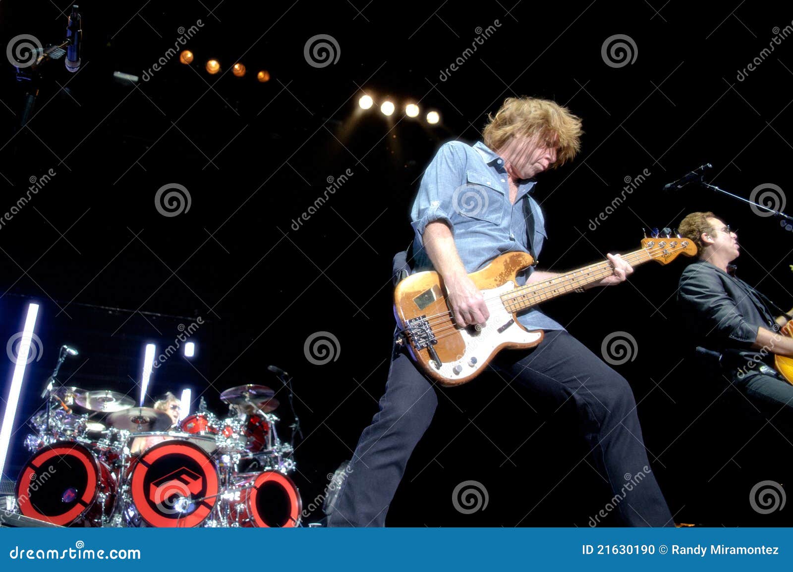 Jeff Pilson editorial image. Image of classic, sleep - 21630190