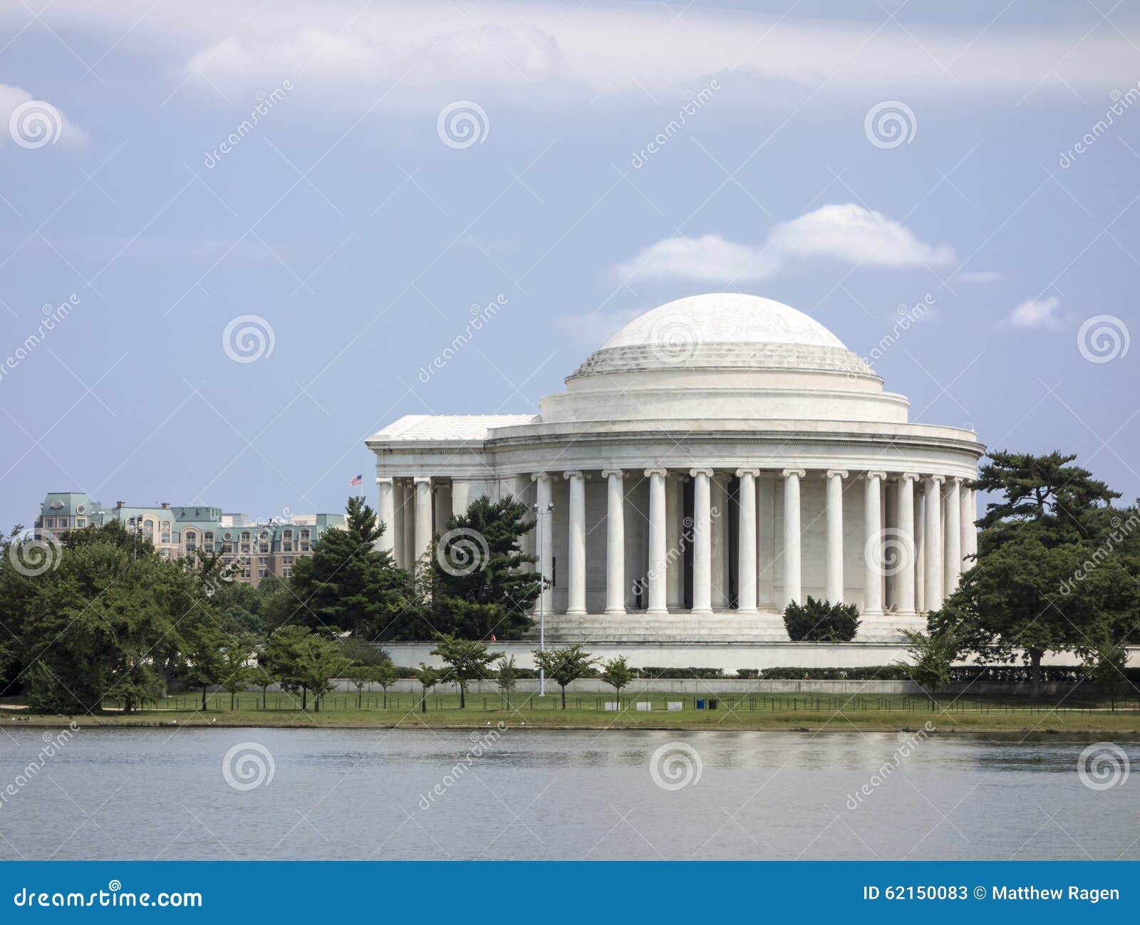 Jefferson Memorial est un monument architectural construit dans un style classique