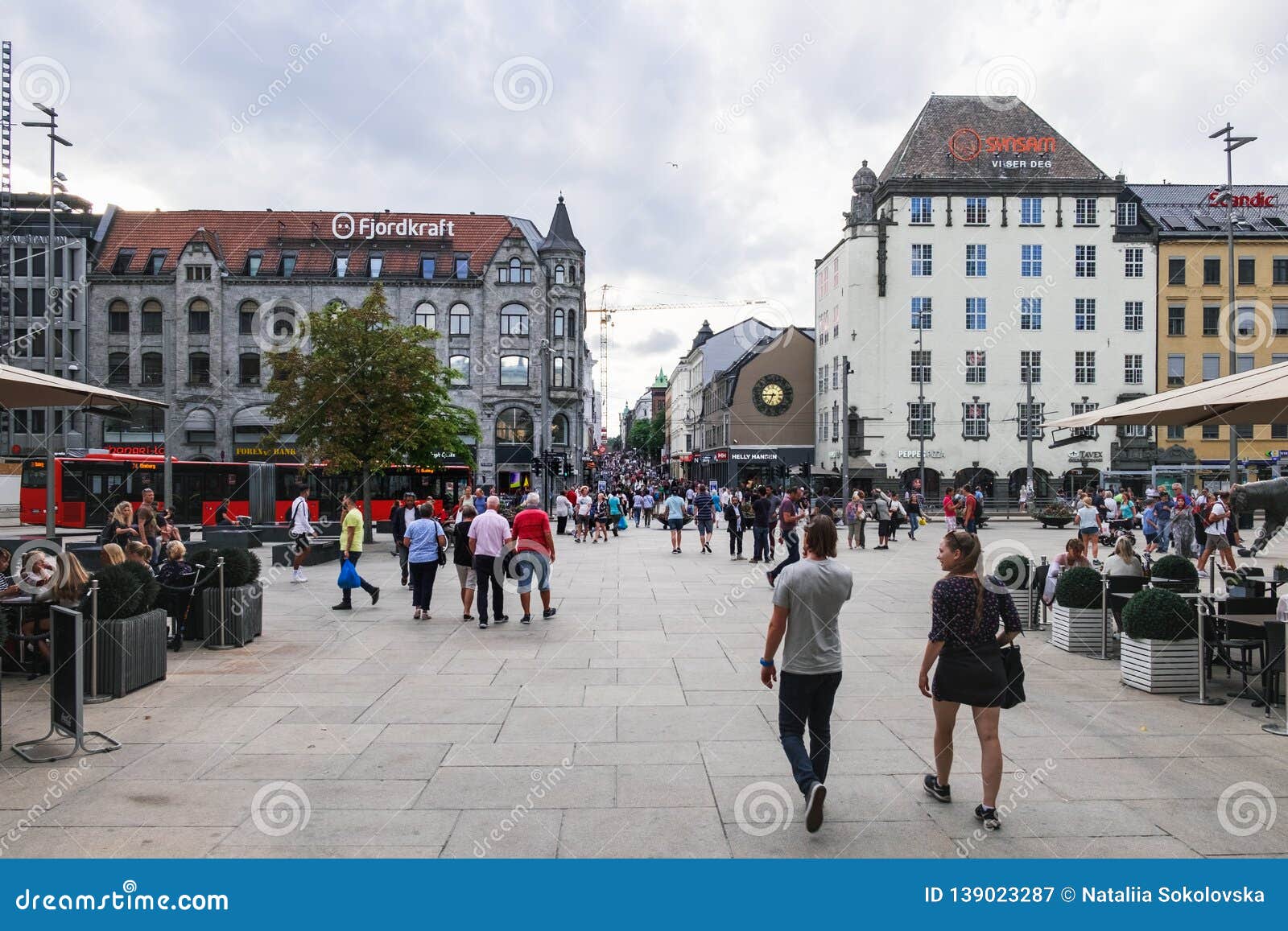 Jernbanetorget Square in Oslo, Norway Editorial Photography - Image of ...