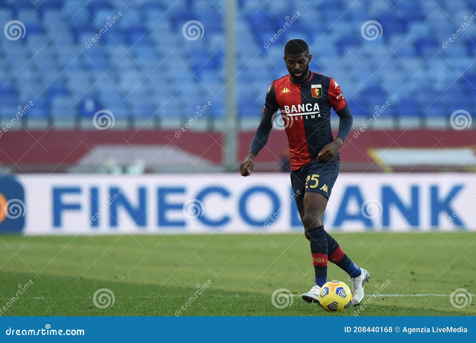 Genoa CFC Vs Cagliari Calcio Editorial Image - Image of ball