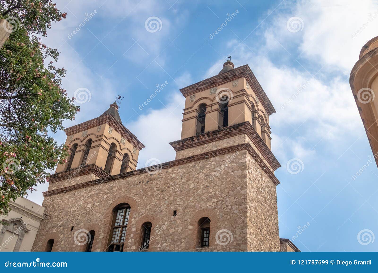 jesuit church of the society of jesus iglesia de la compania de jesus at manzana jesuitica block - cordoba, argentina