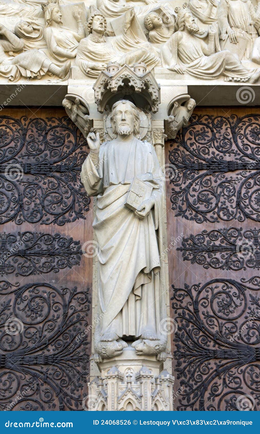 Jesus, Statue, NotreDame De Paris Stock Photo Image of medieval