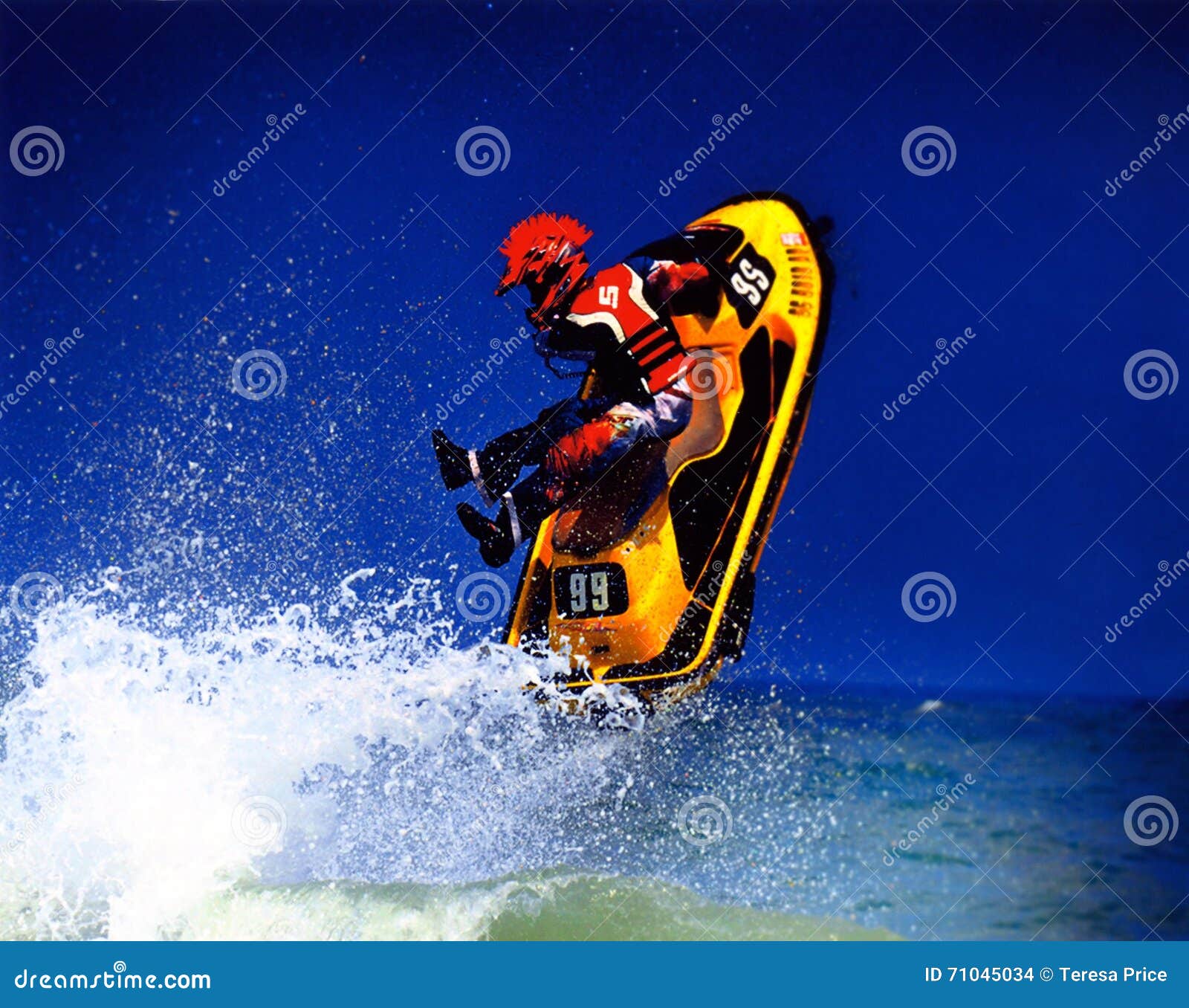 Jet Ski Jump imagem de stock editorial. Imagem de atividade 71045034