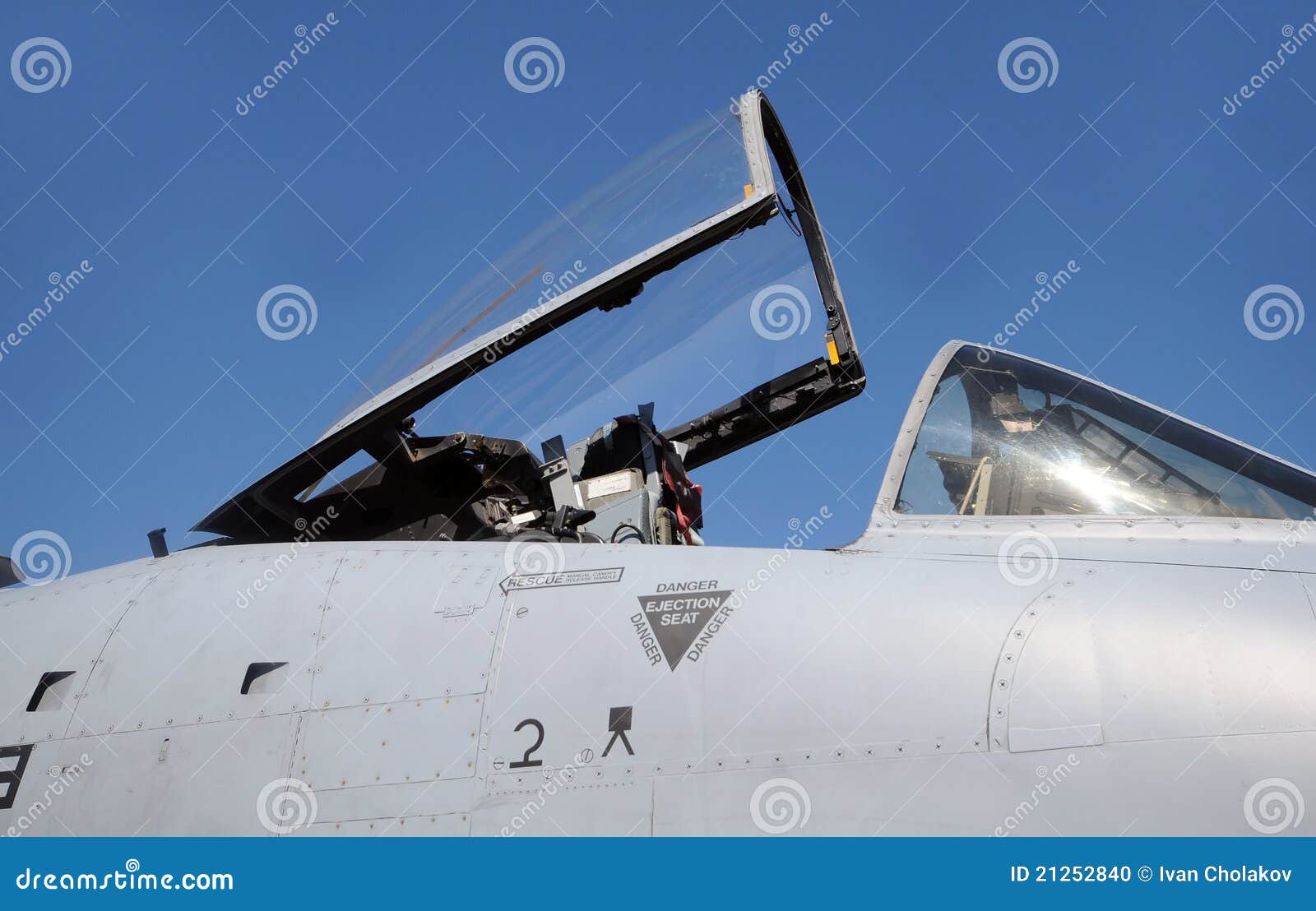 jetfighter cockpit