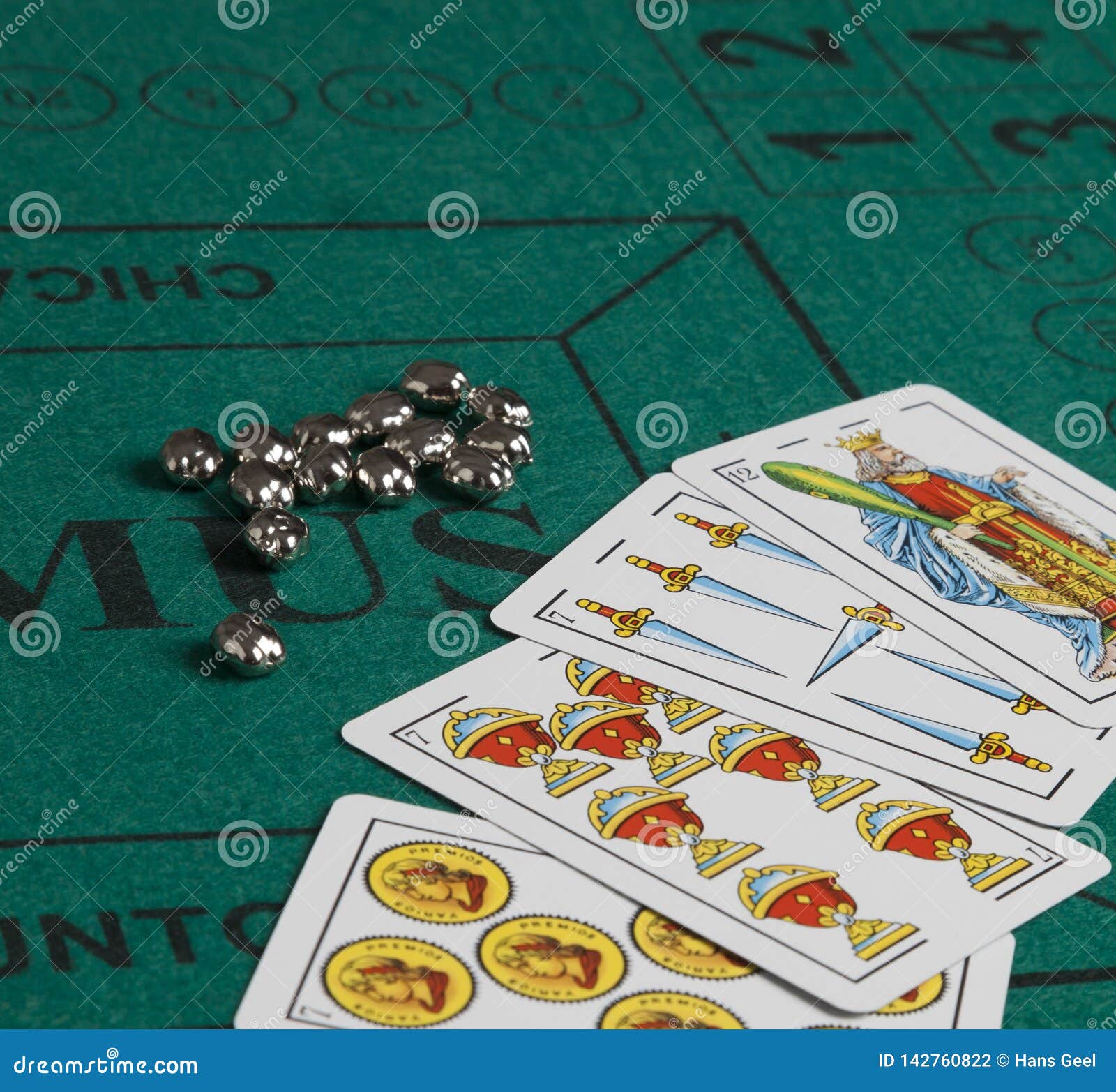 Jeu De Carte Espagnol Illustration Stock Illustration Du Femelle Jeu De Carte Espagnol Illustration Stock Illustration Du Femelle