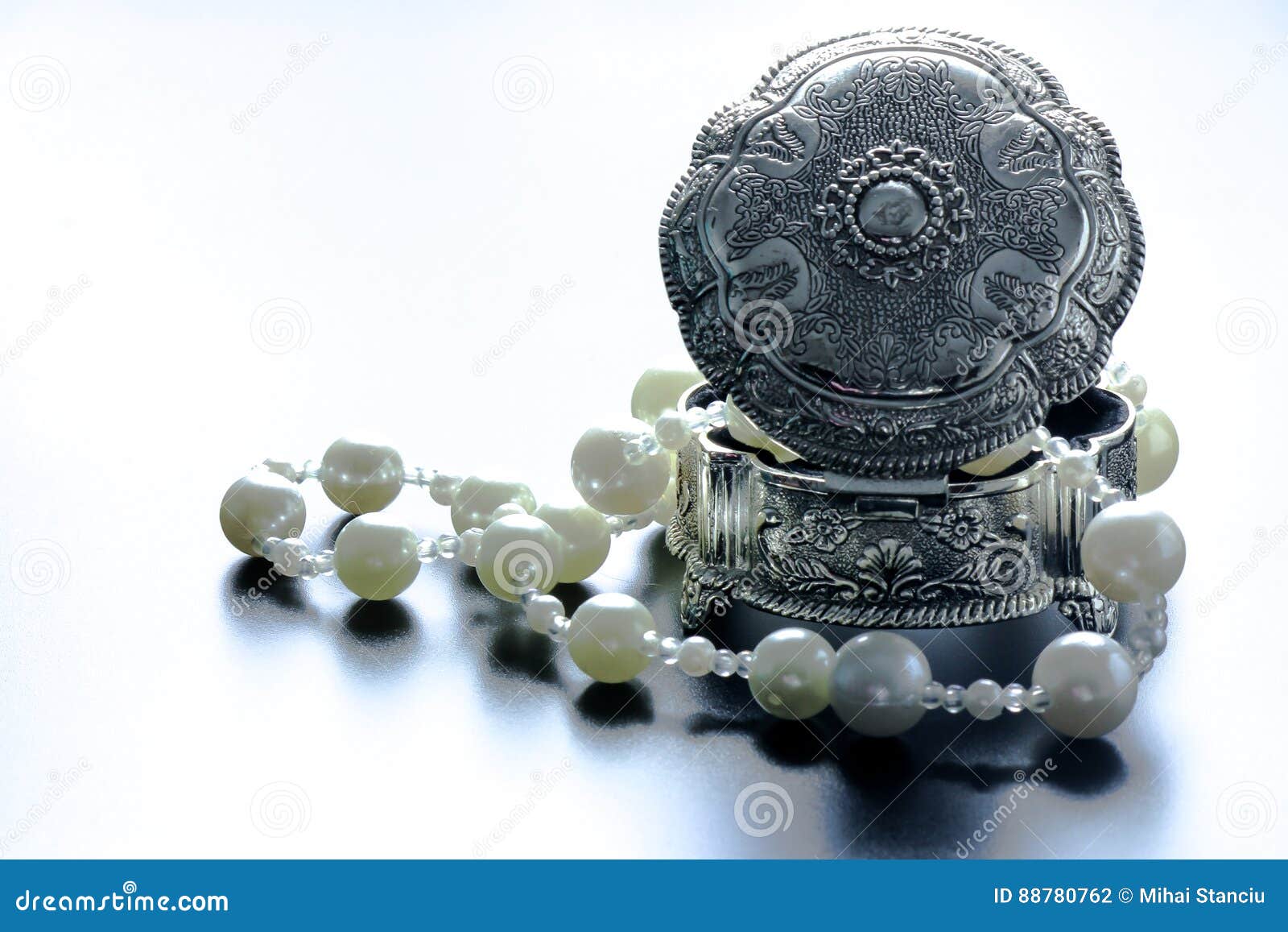 Jewellery Box with White Pearls with Studio Lights Stock Photo - Image ...