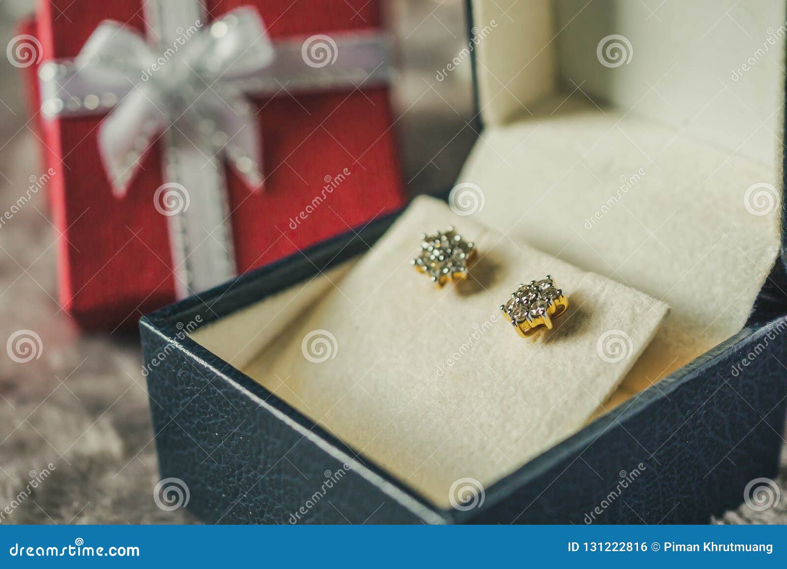 Update 242+ earring gift box latest