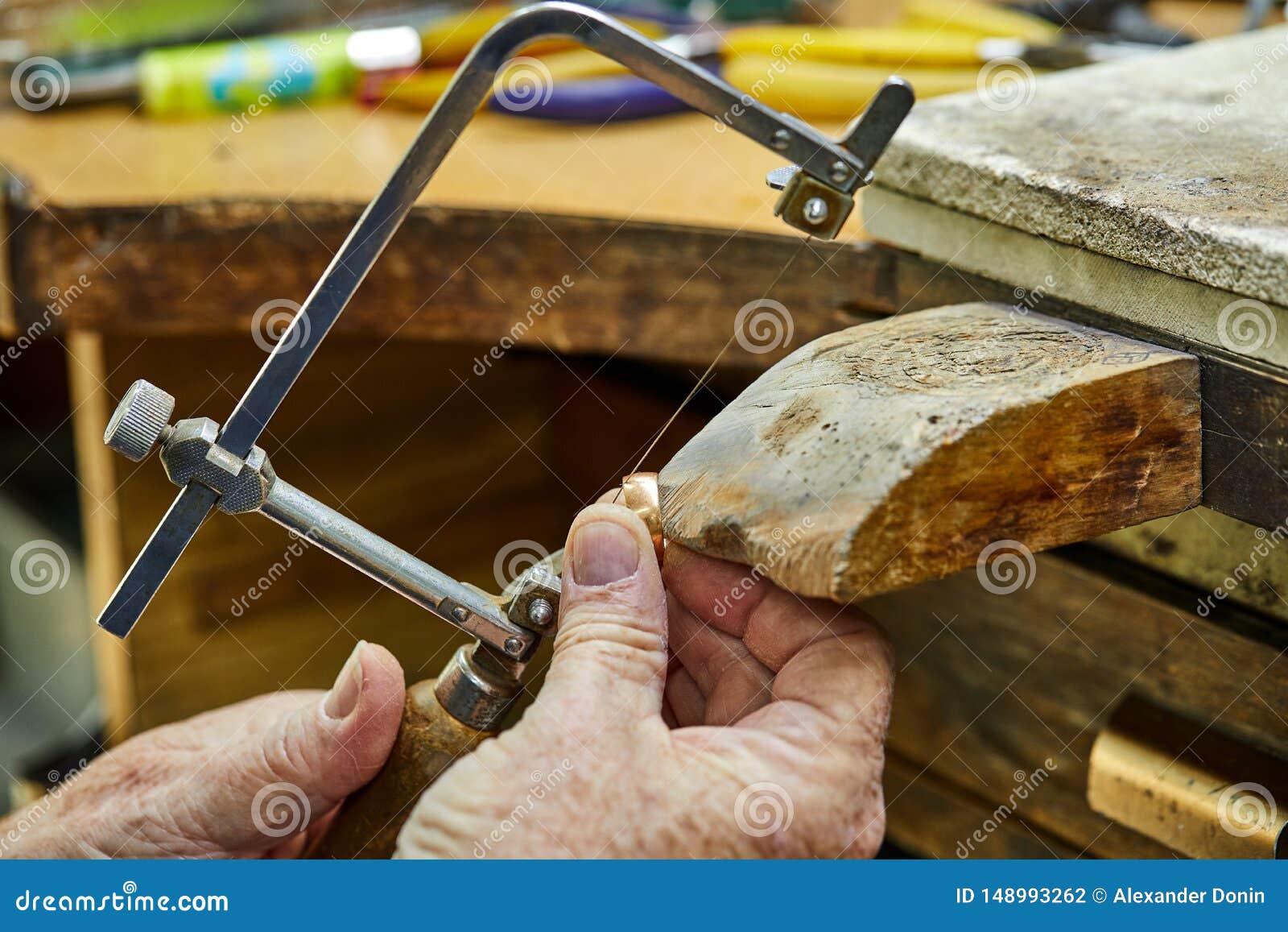 Jewelry Production. Jeweler Using Saw To Create Jewelry Stock Photo - Image  of insect, hand: 148993262