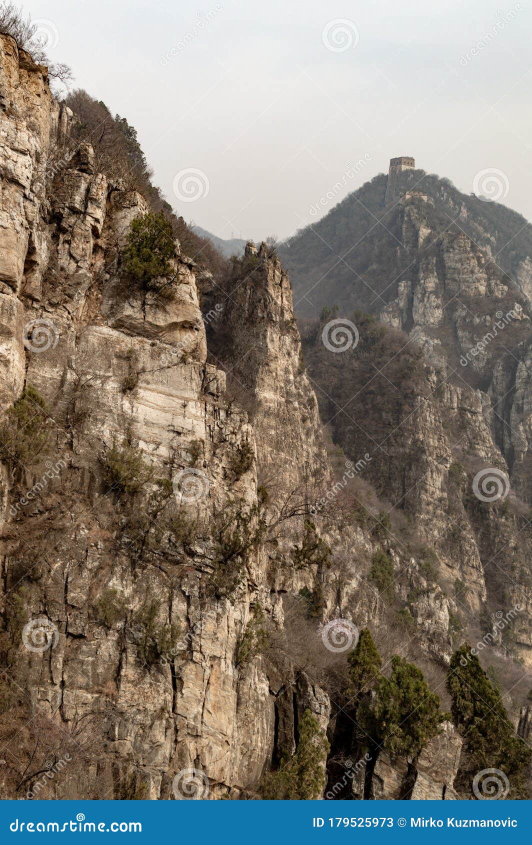 Unrestored Section of the Great Wall of China Photos