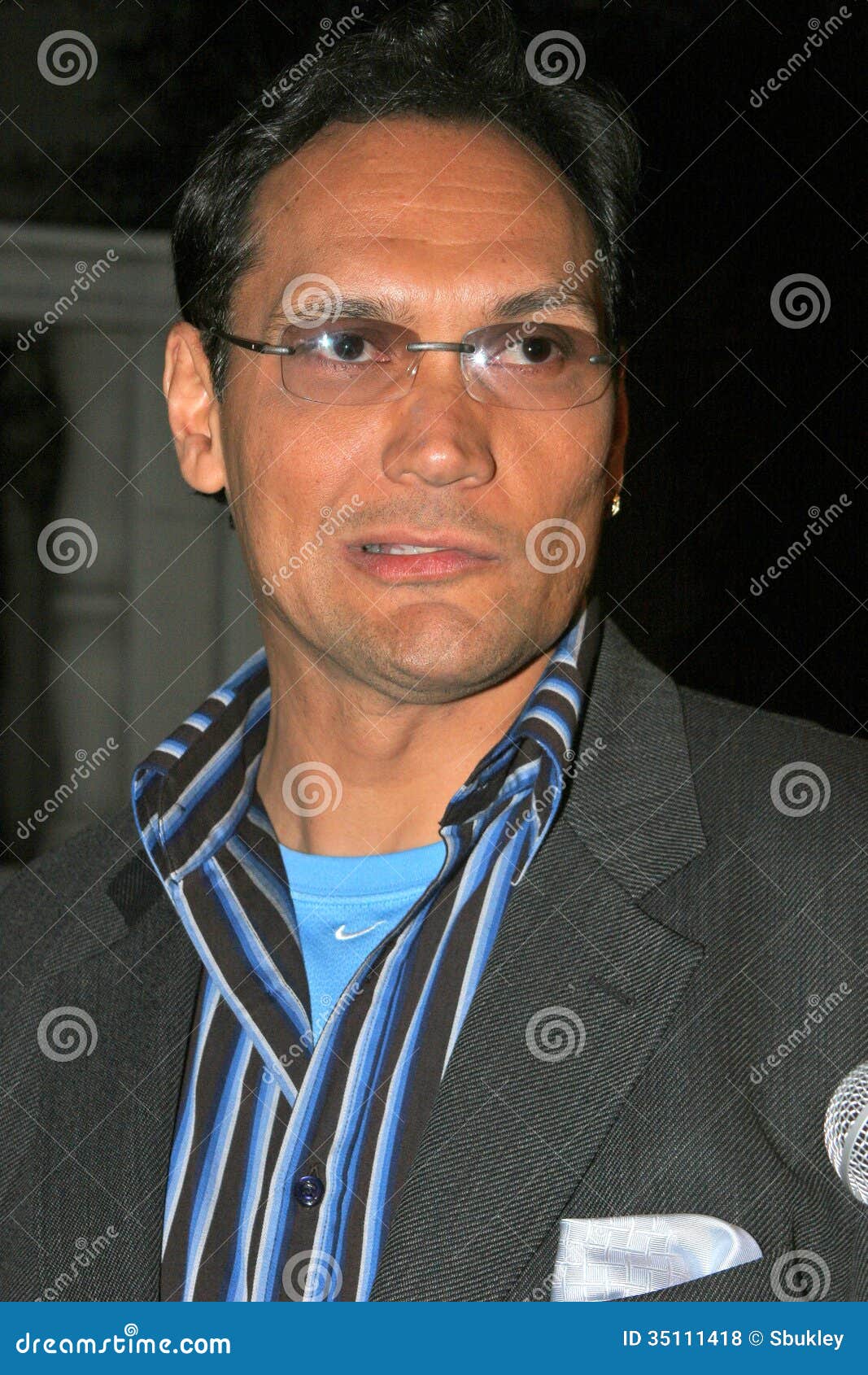 Jimmy Smits foto de archivo editorial. Imagen de abrigo - 35111418, image size:1067x1690