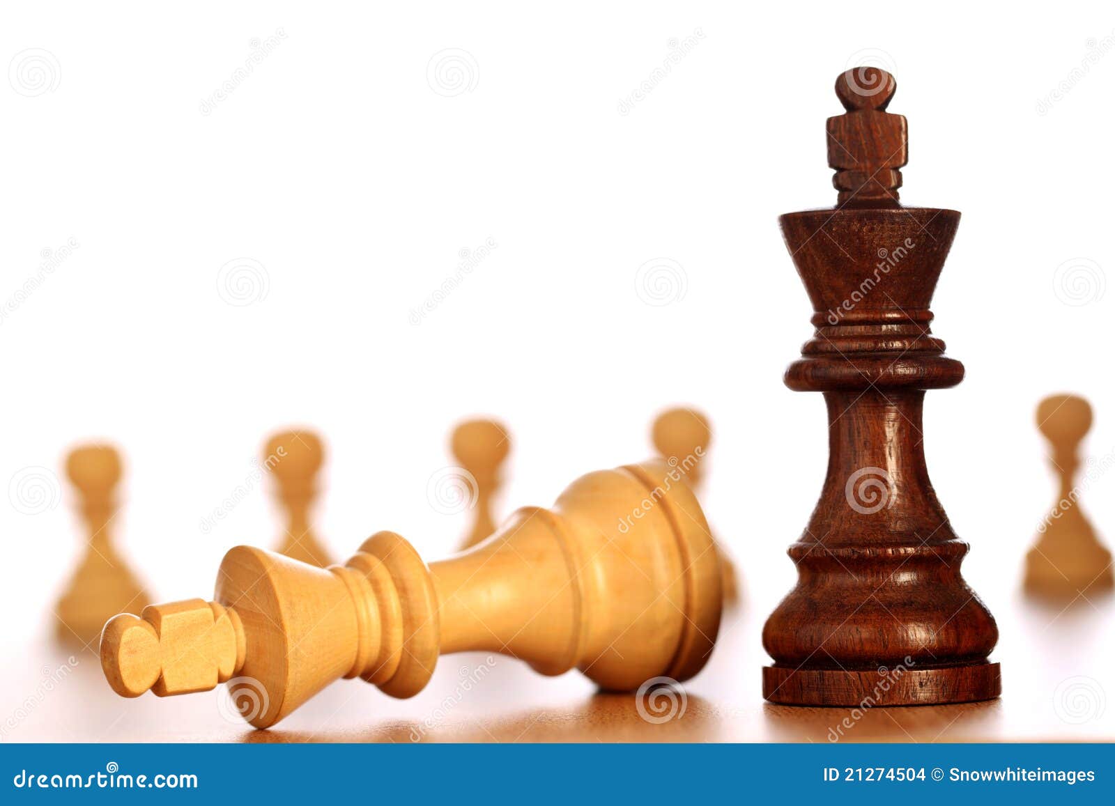 Jogo-Checkmate da xadrez foto de stock. Imagem de conquistar