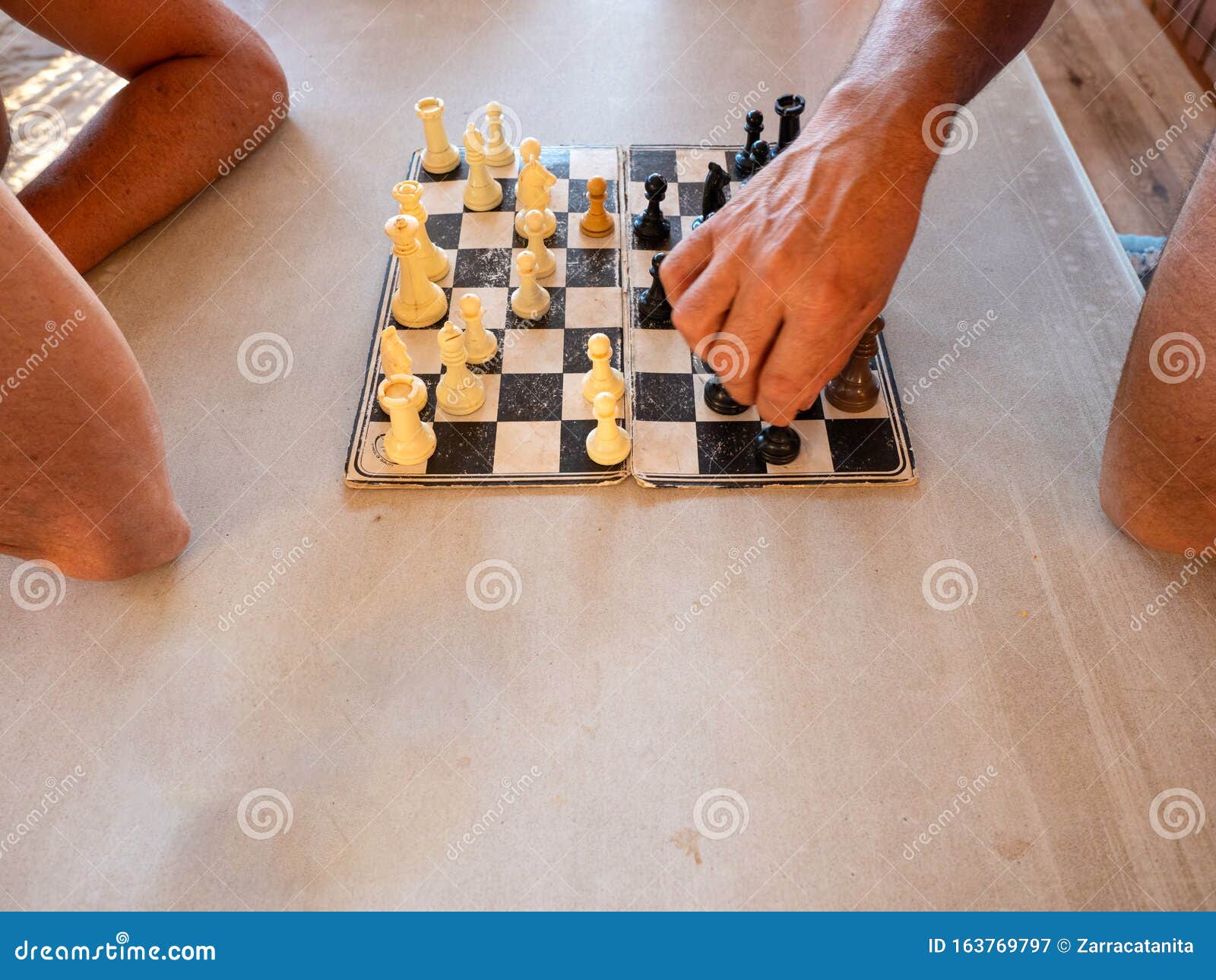 Jogo da velha com Papelão 