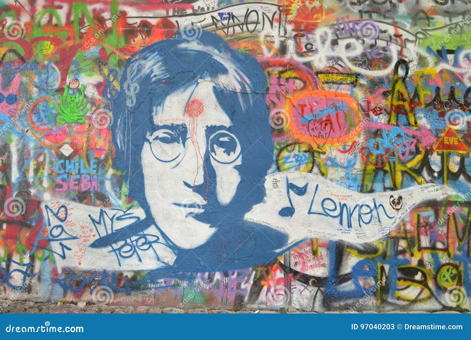 John Lennon Wall Prague Redactionele Stock Foto. Image Of Vrede - 97040203