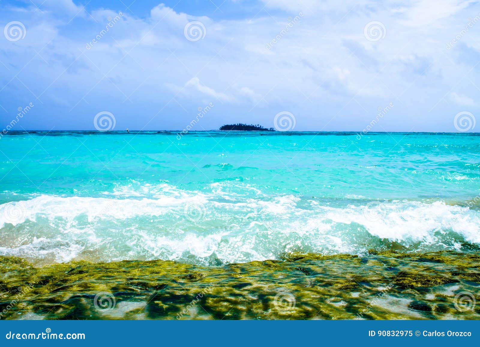 Johnny Cay - San Andres - la Colombia. Punto di vista di Johnny Cay da San Andres Island in Colombia