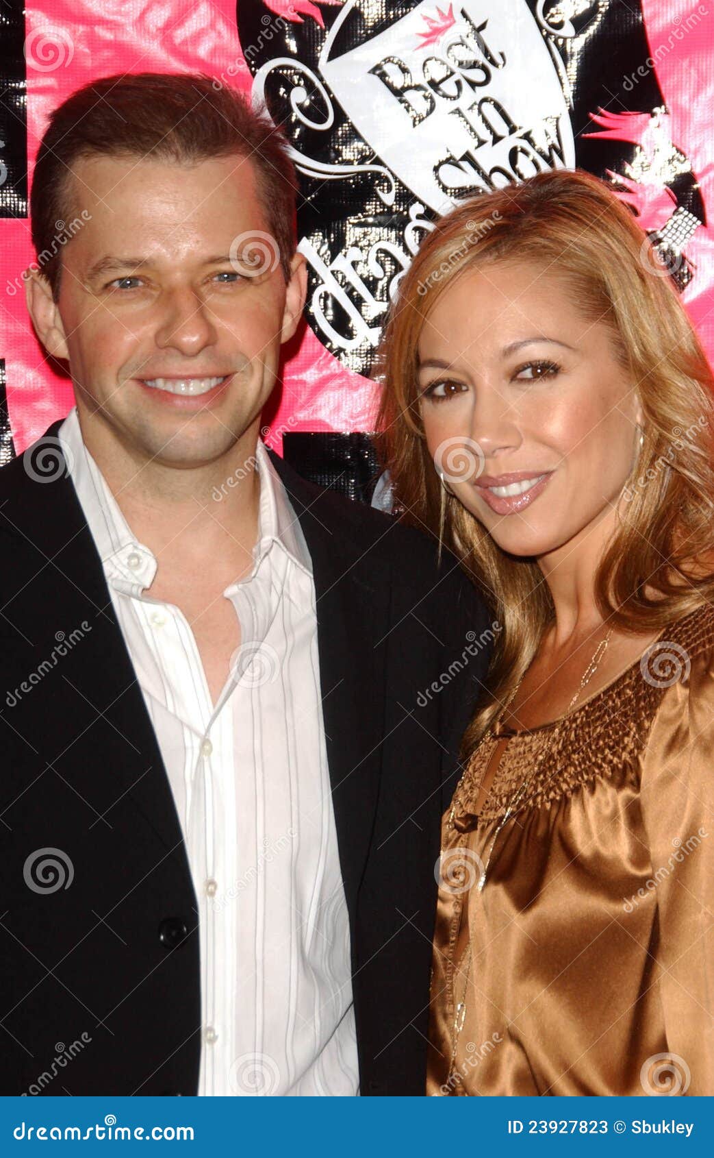 Jon Cryer, Lisa Joyner editorial stock photo. Image of fundraiser